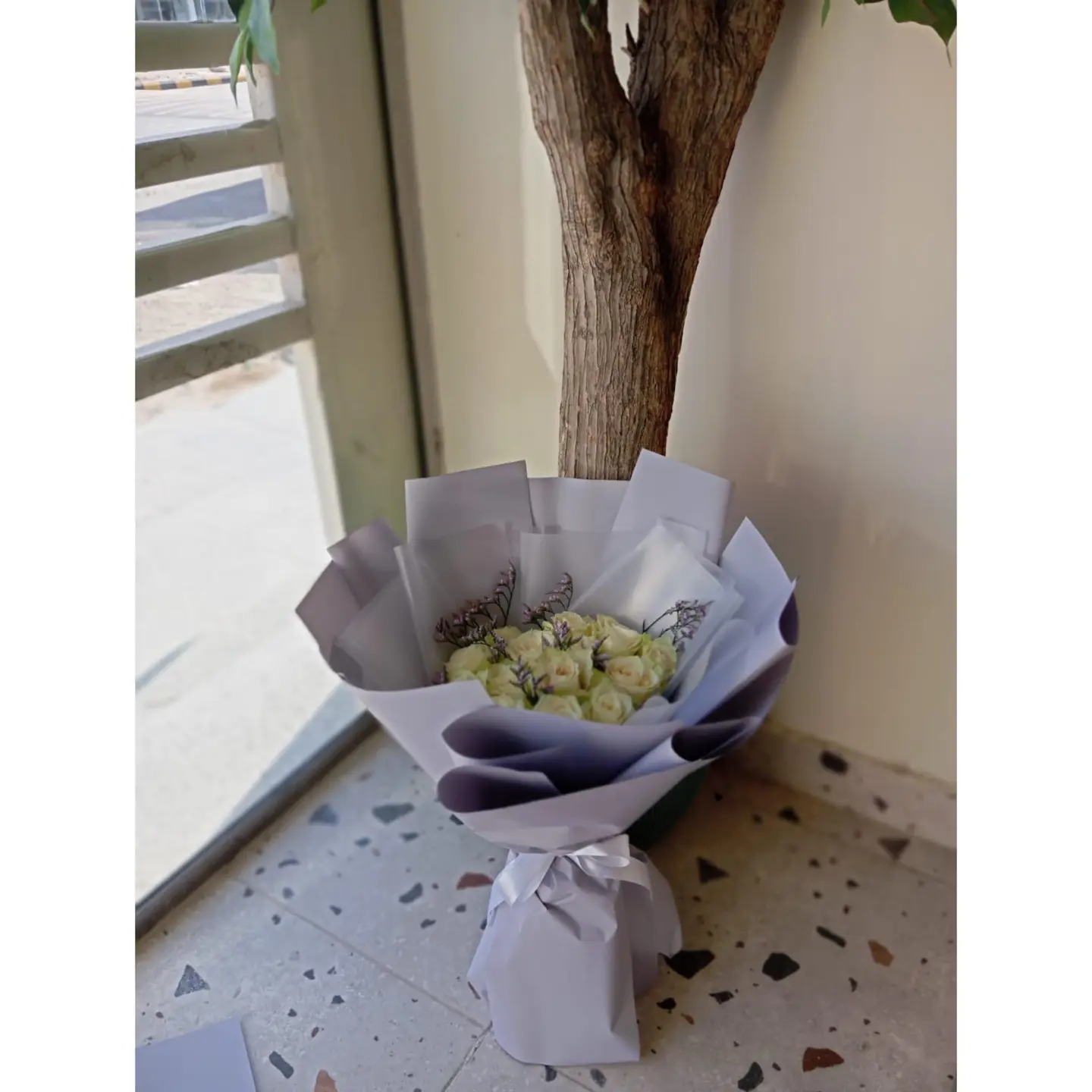 Bouquet Of White Roses B15