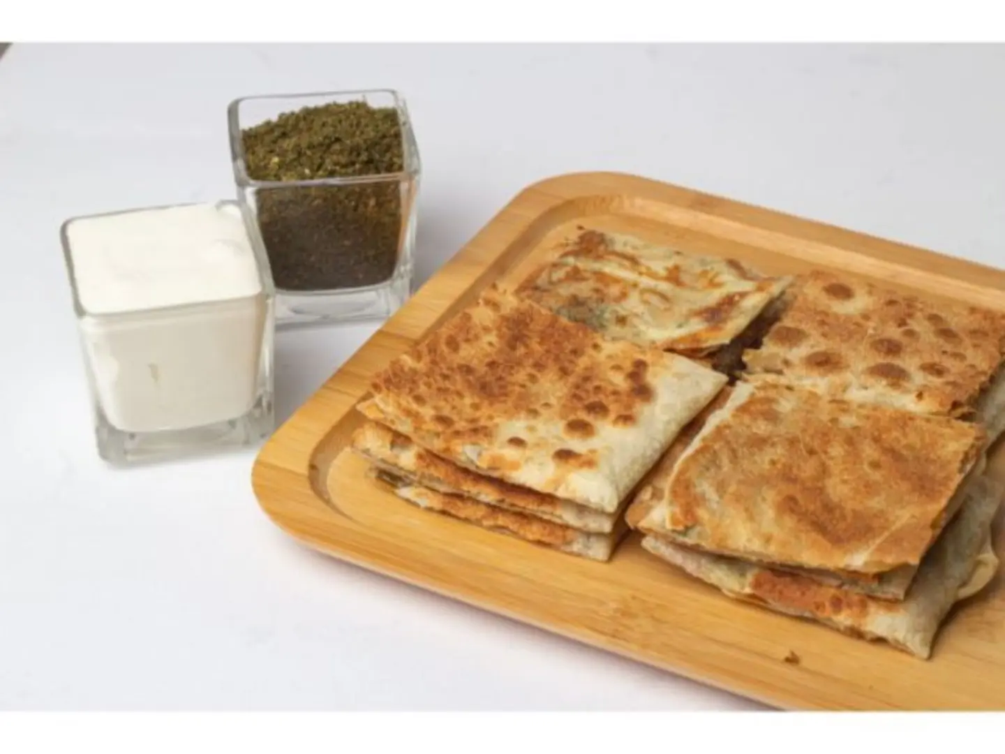 Liquid Cheese With Thyme Mutabbak