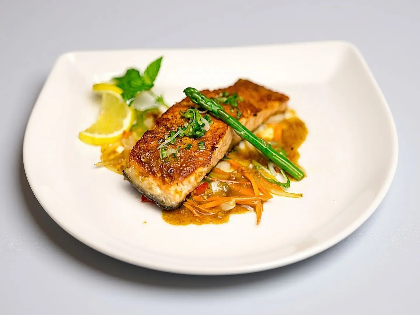 سمك سالمون هيباشي