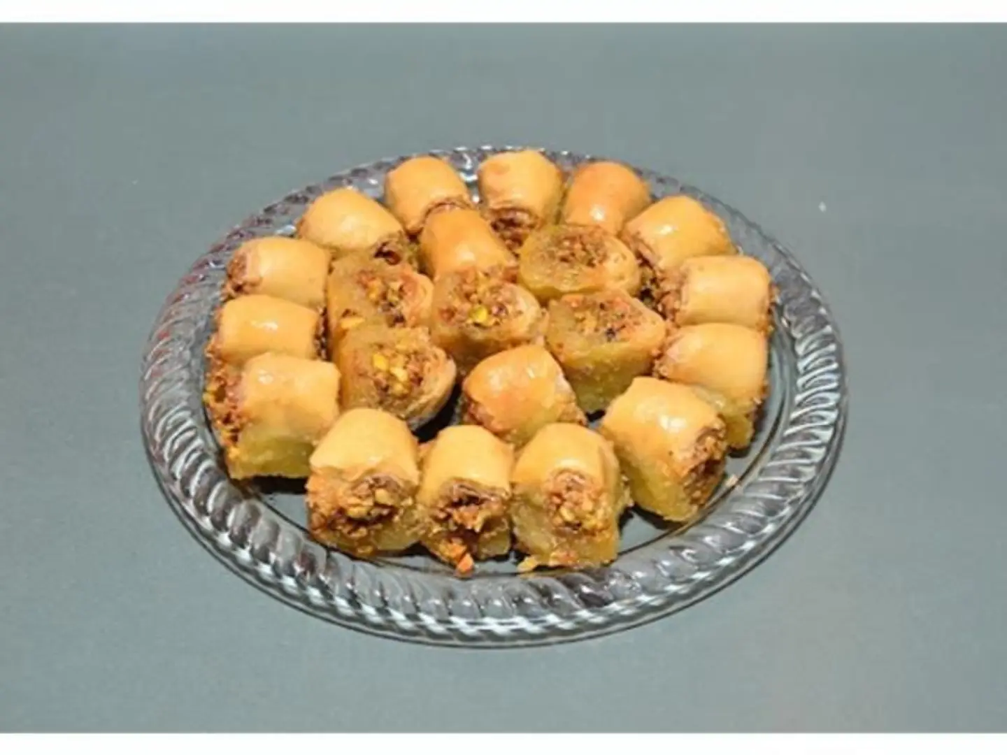 بقلاوة عصافيرى فستق