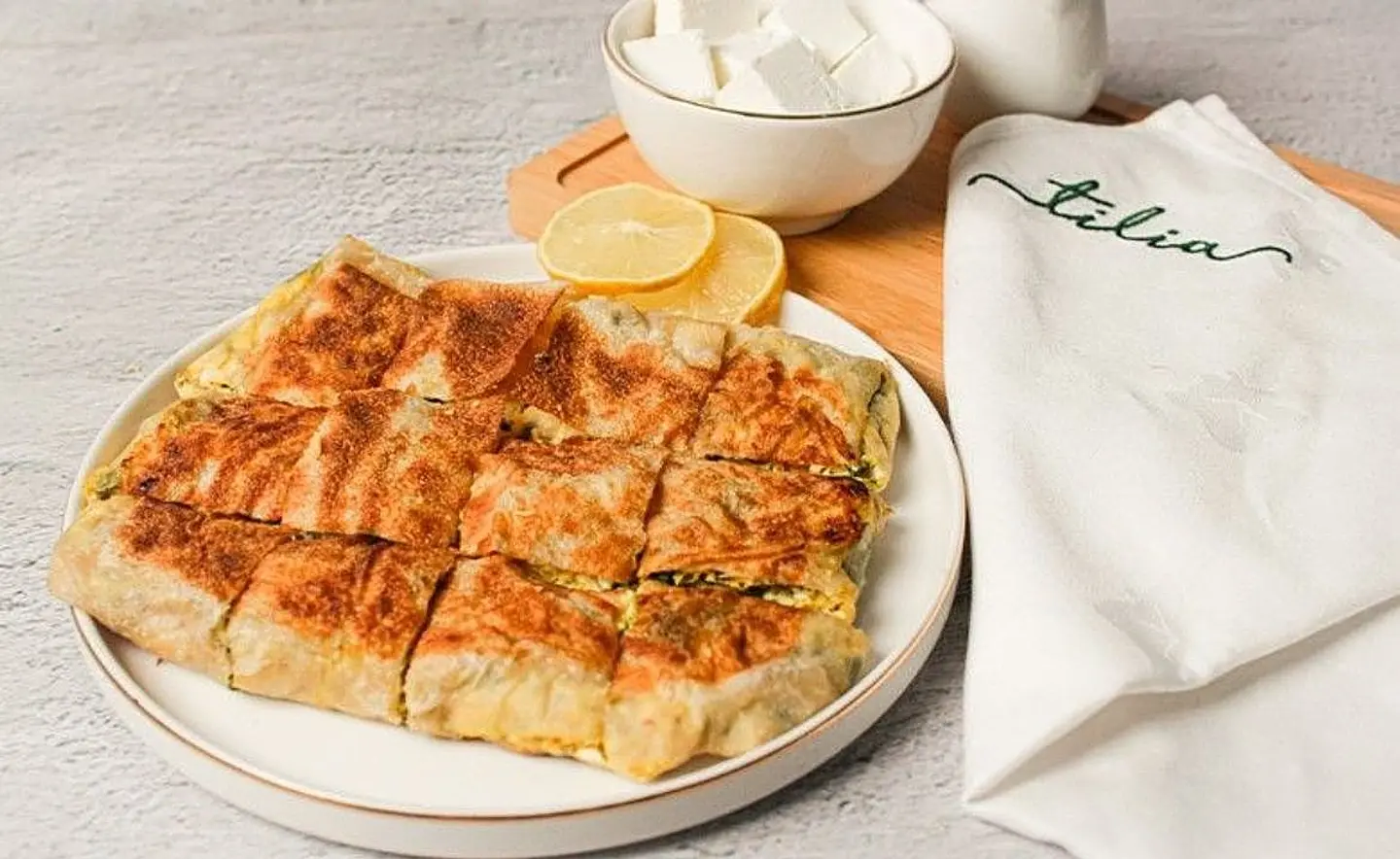 مطبق جبن مالح