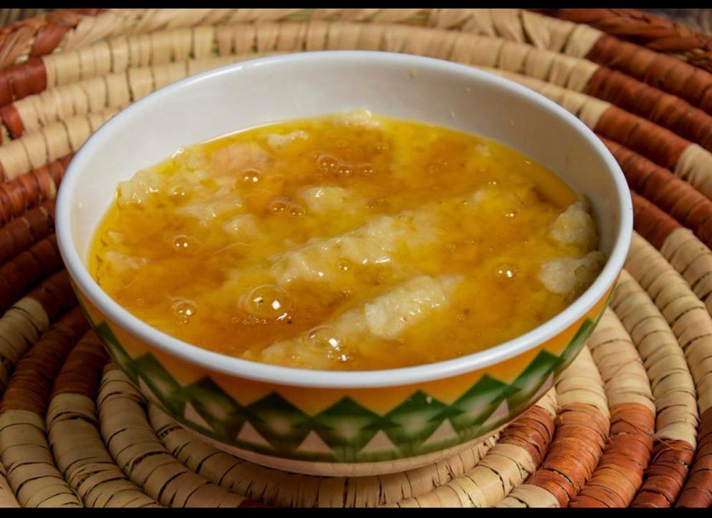 معصوب بالسمن والعسل