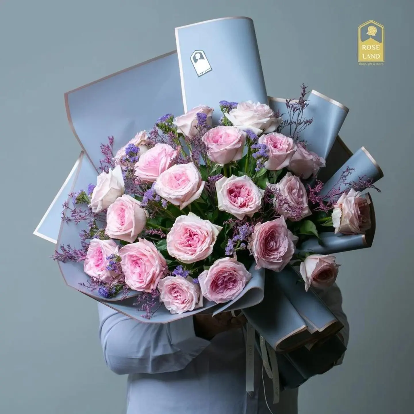 باقة ورد إكوادوري مع ستاتس هولندي
