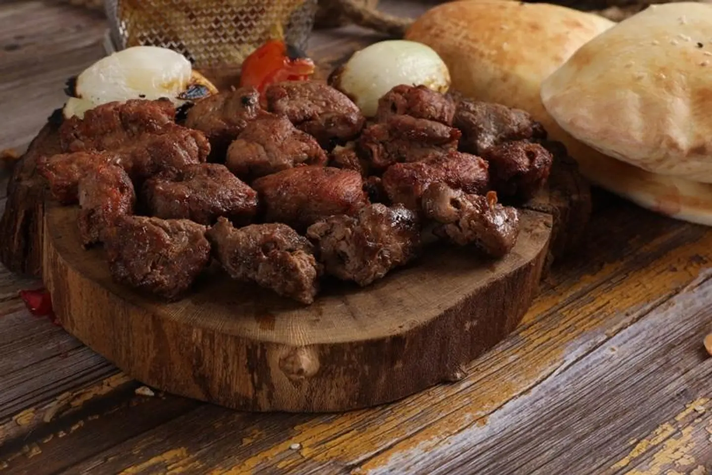 لحم مشوي