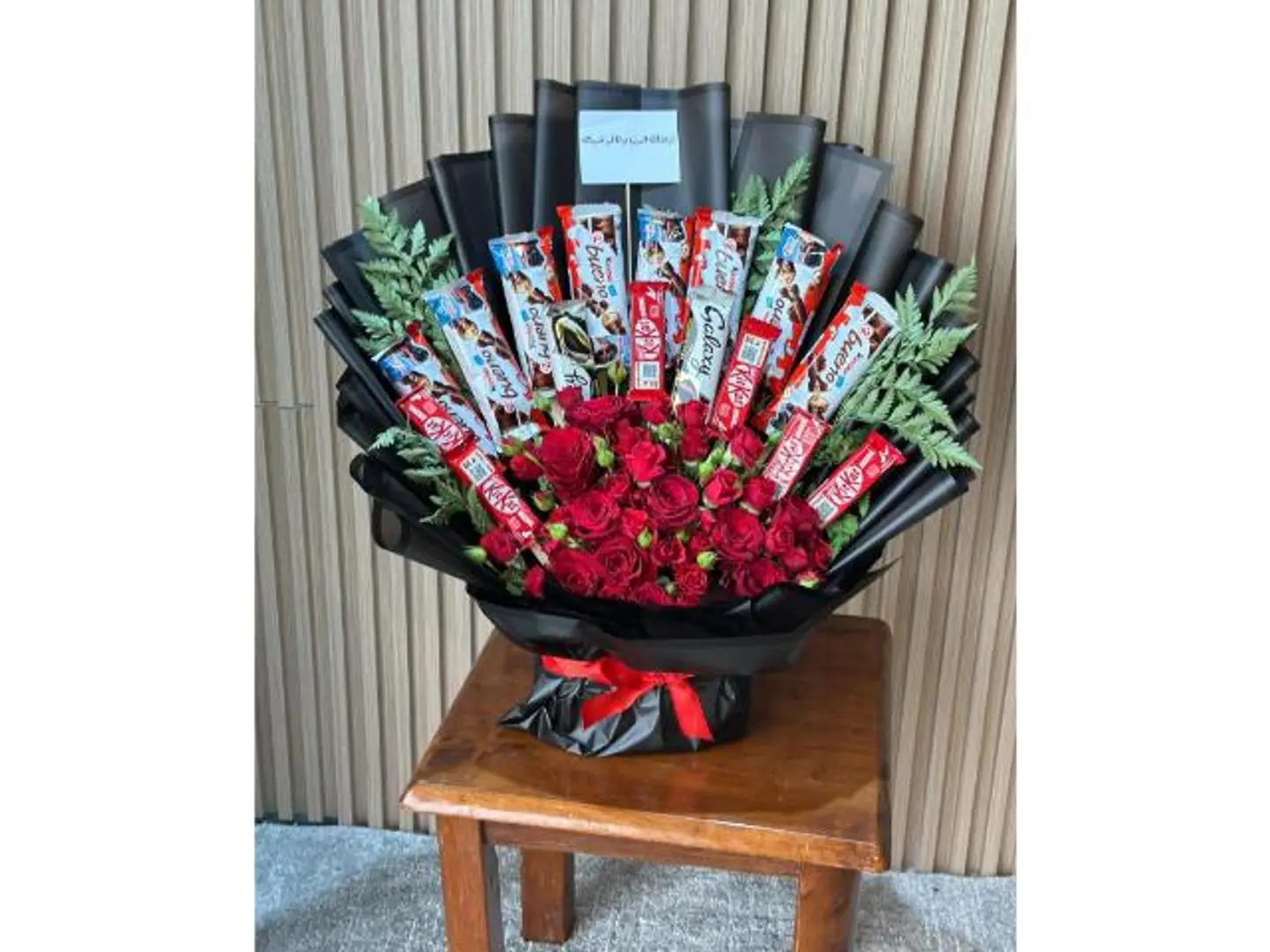 باقة الشوكولا هديه عيد ميلاد٣