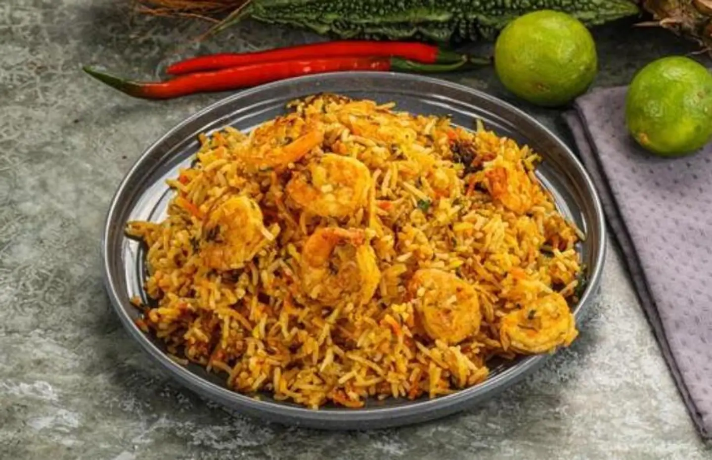 رز صياد مع الروبيان