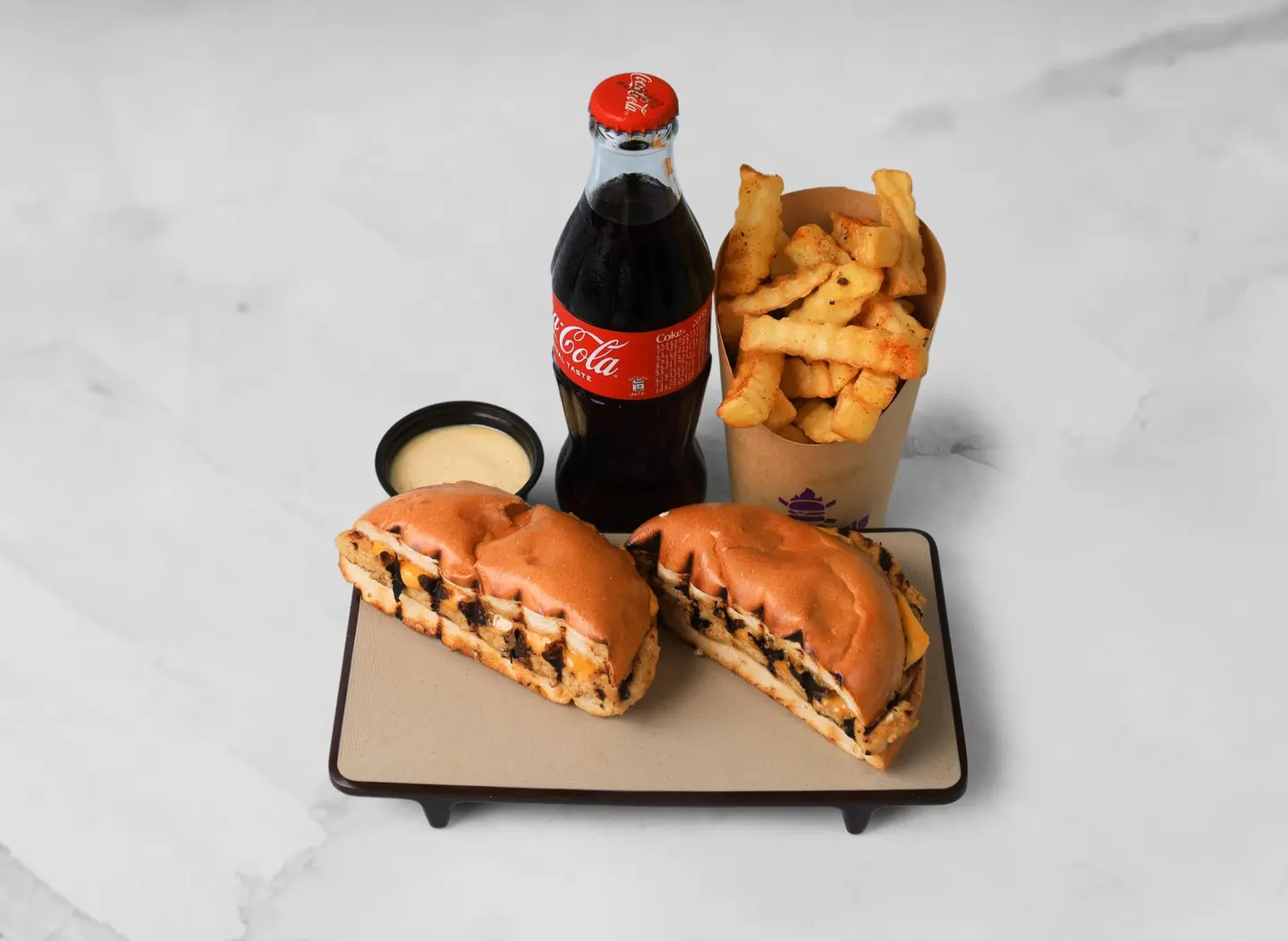 وجبة برجر دجاج مشوي كلاسيك