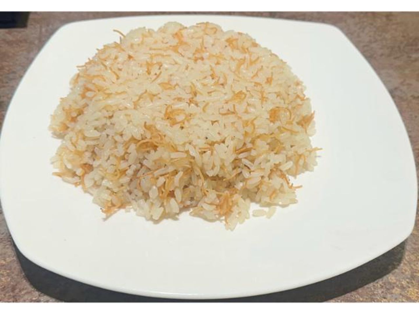 ارز بالشعريه