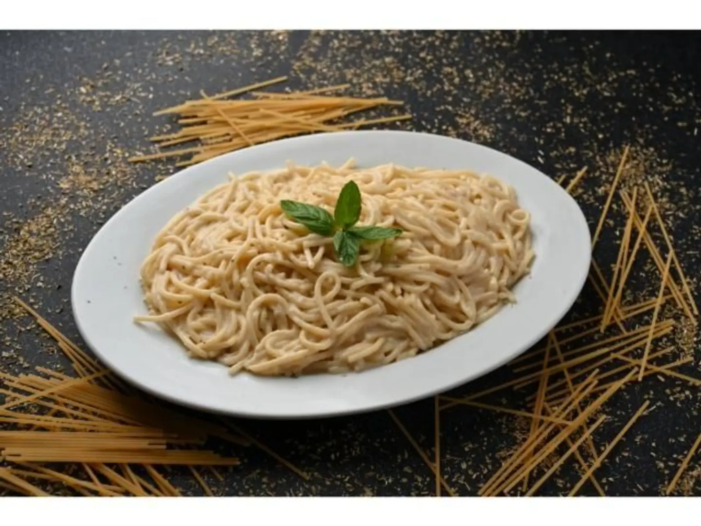 سباغيتي سادة