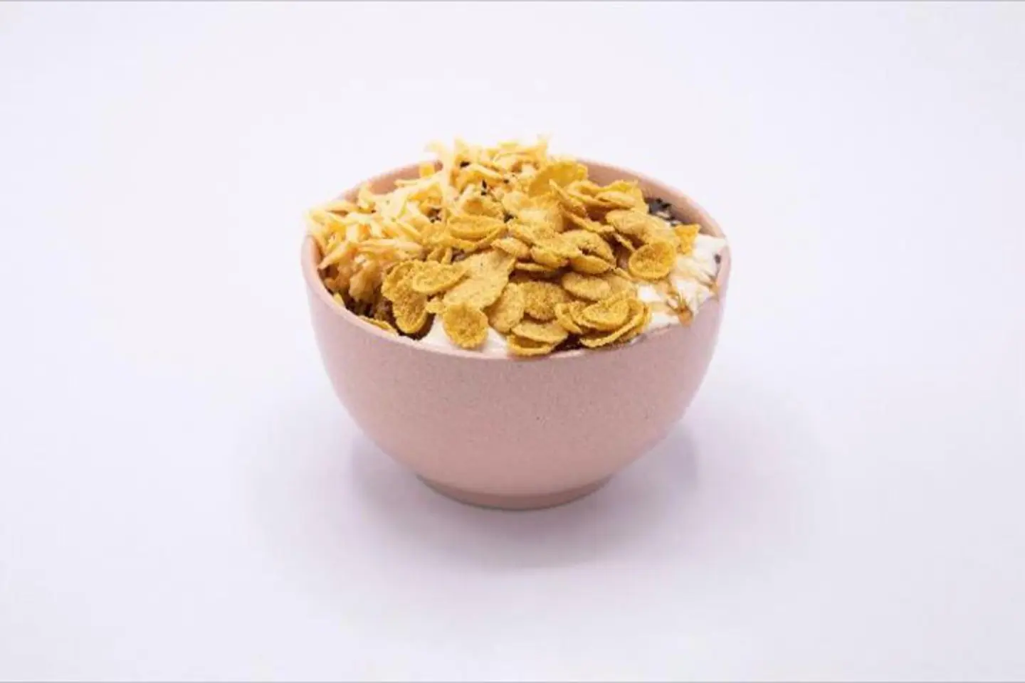 Small Cream Masoub With Cheese And Corn Flakes