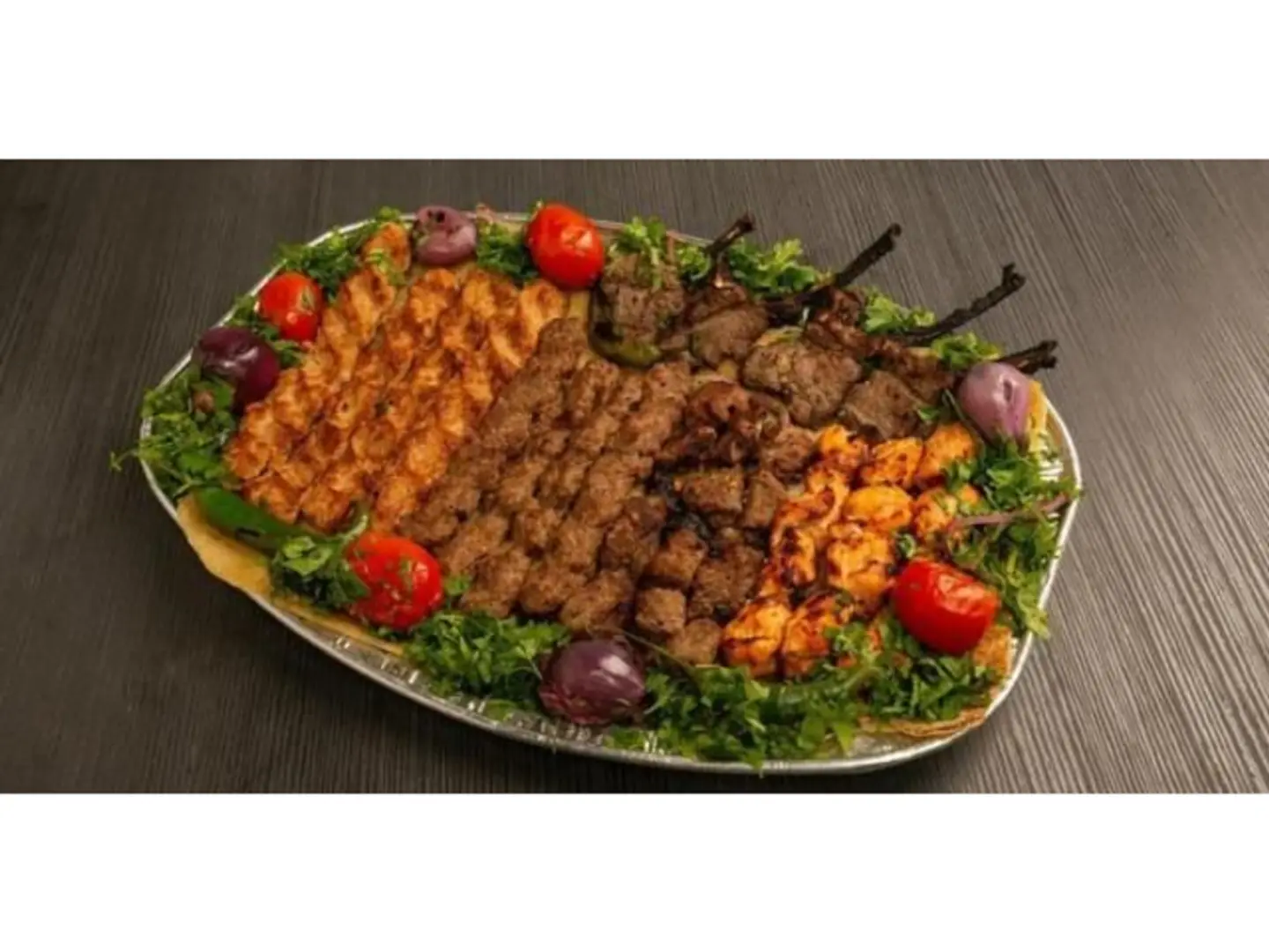 صحن مشكل مشاوي