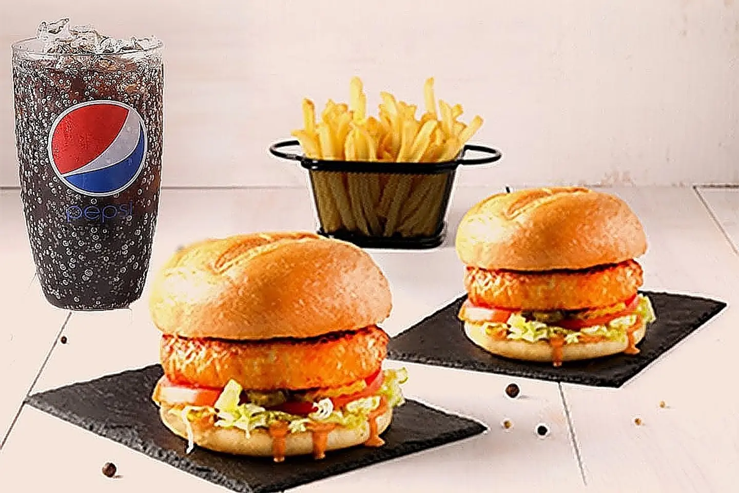 وجبة برجر دجاج دبل مقلي