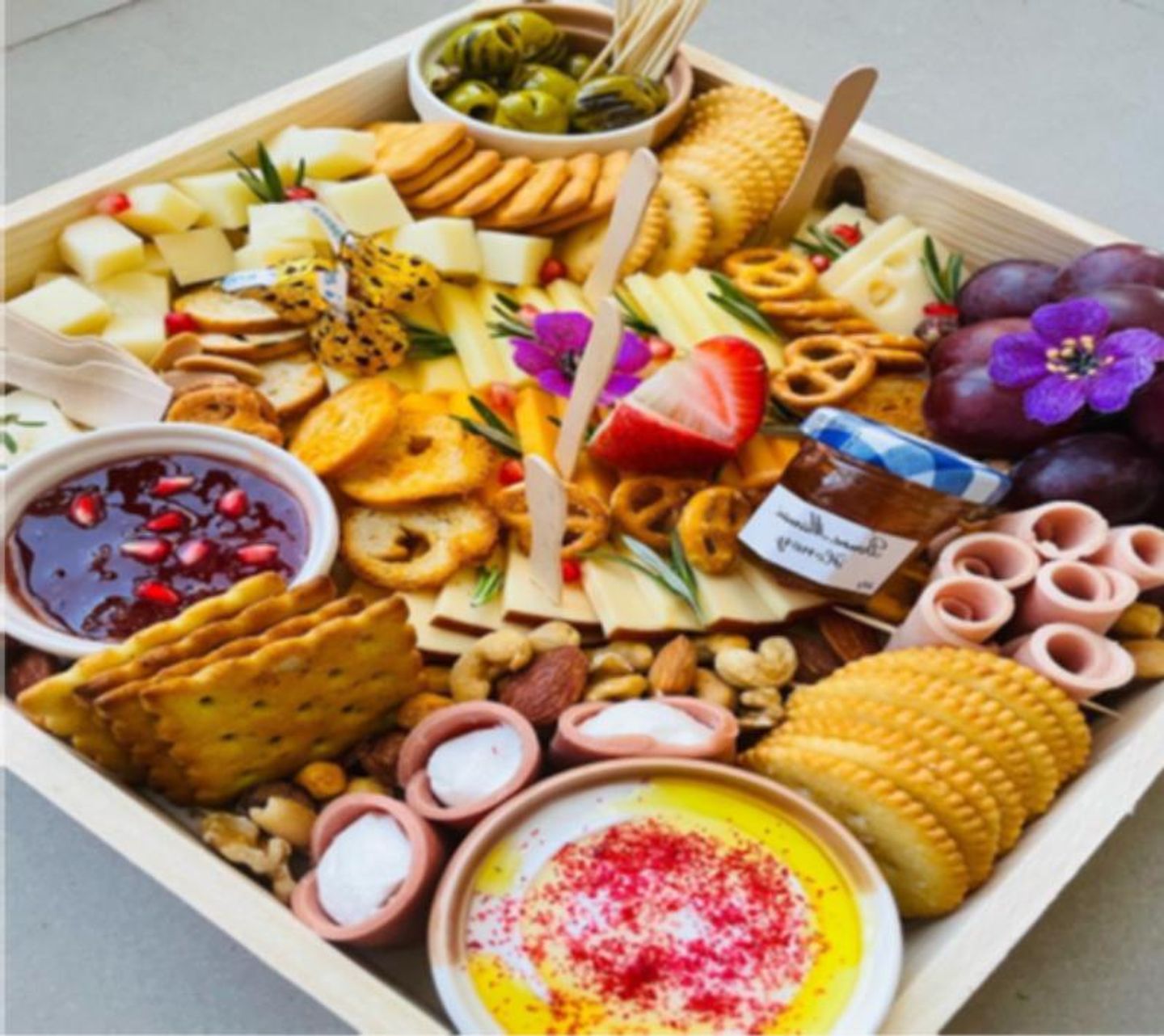 Medium Cheese Platter