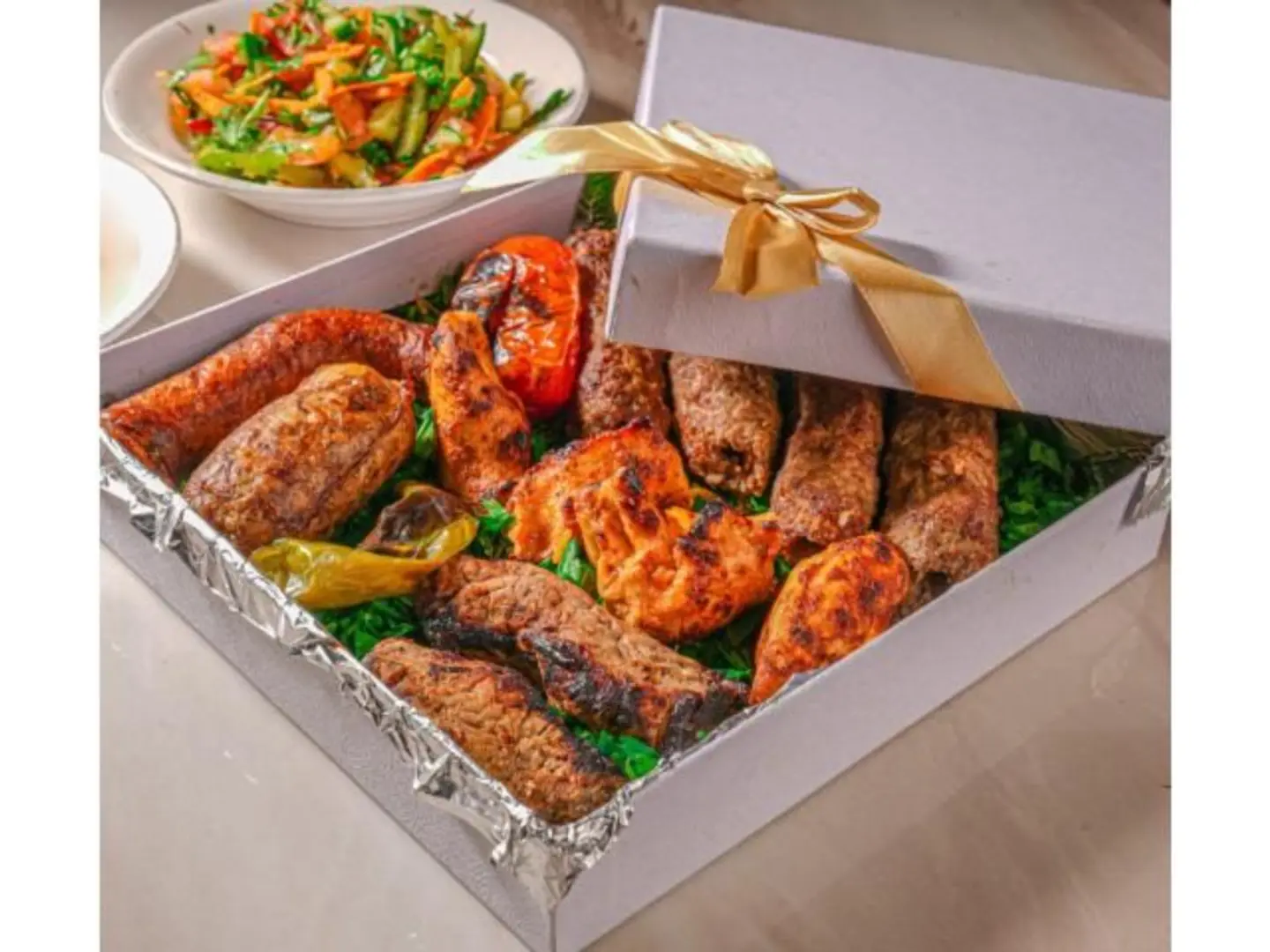 بوكس السعادة