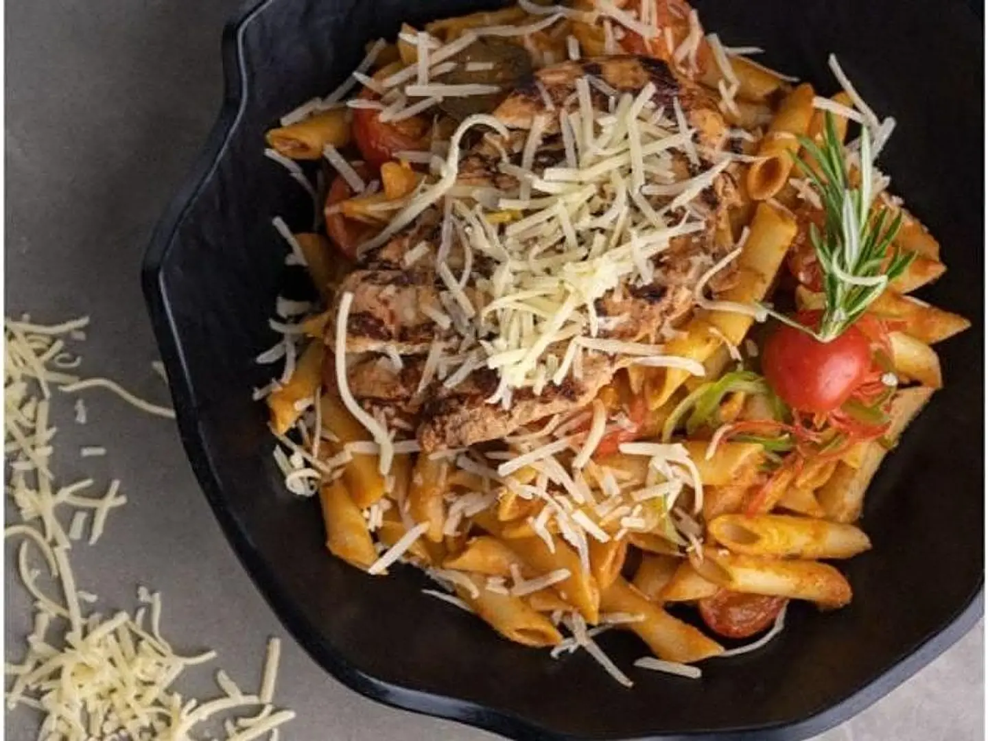 Mixed Chicken Pasta