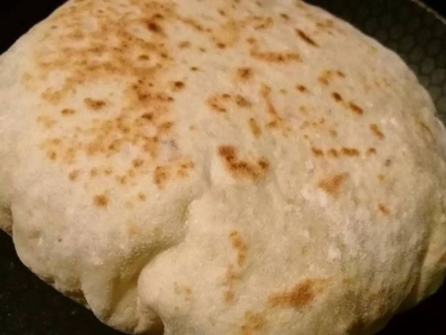 خبز عربي ابيض او بر