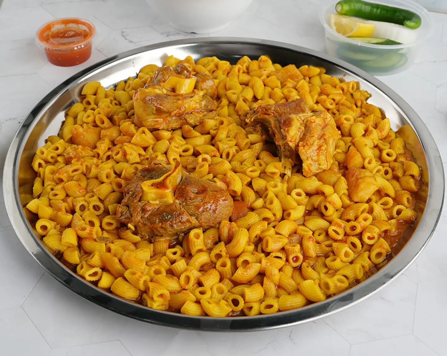 نص حبة دجاج مكرونة