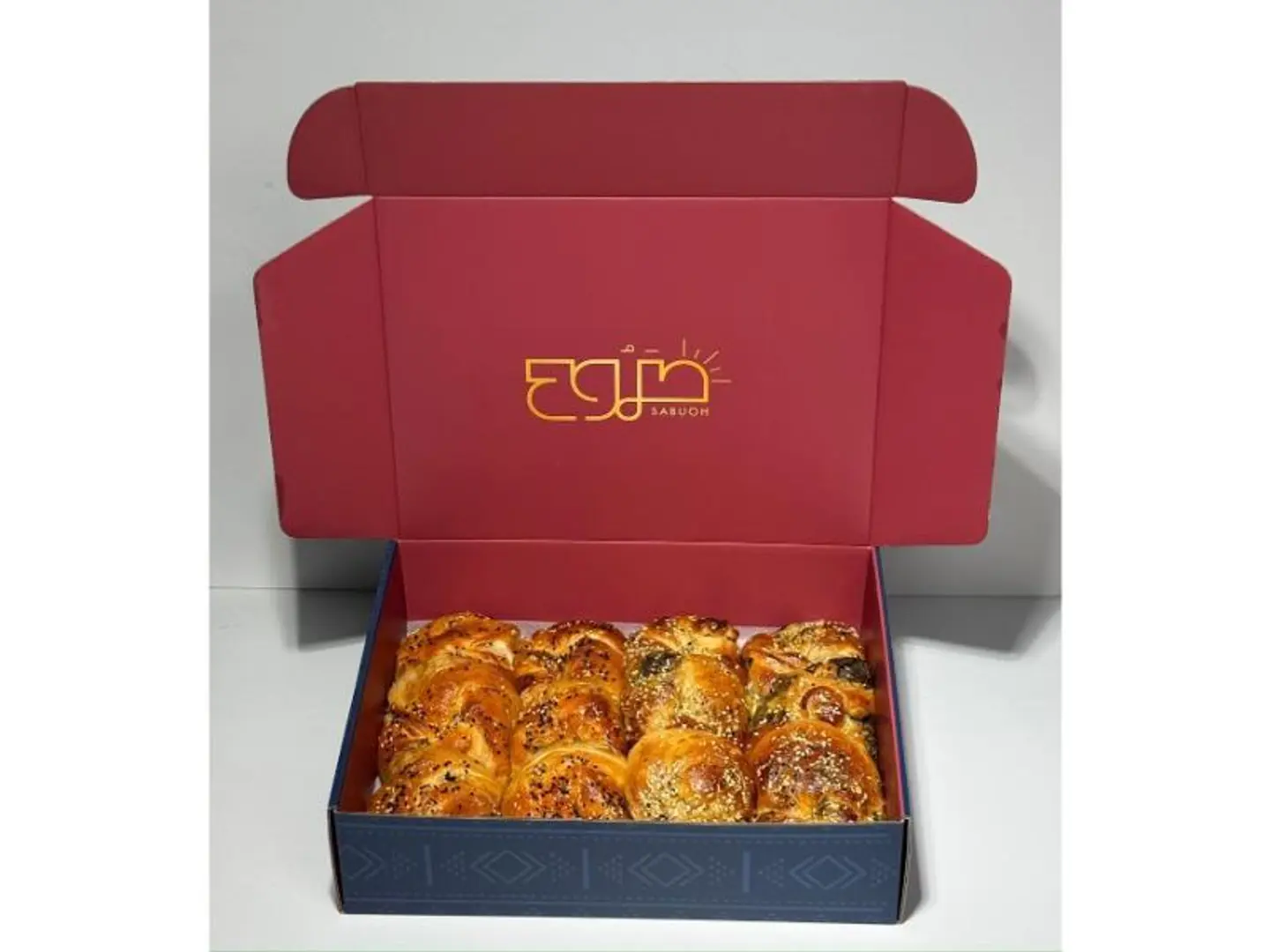 Cheese And Thyme Fatayer Box 15 Pieces