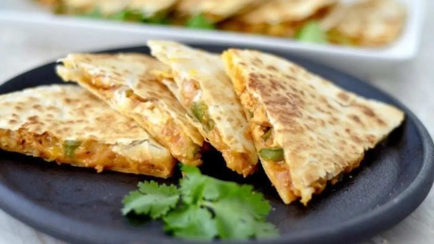 Cheese And Olive Hawawshi