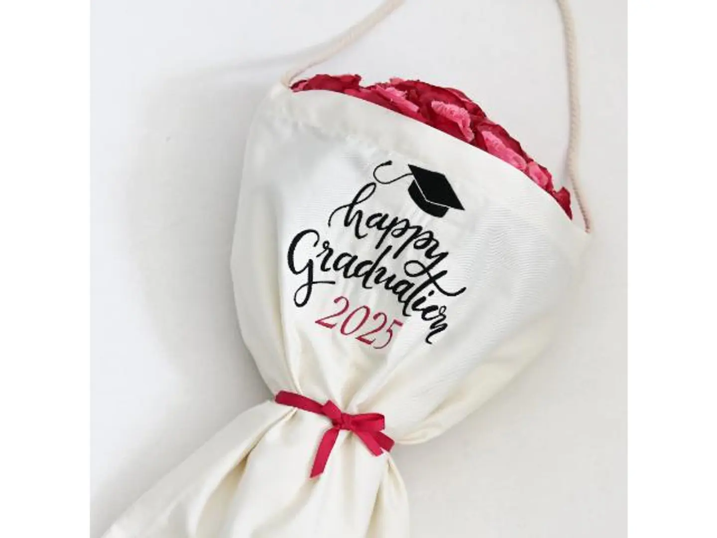 بوكيه التخرج بشنطه