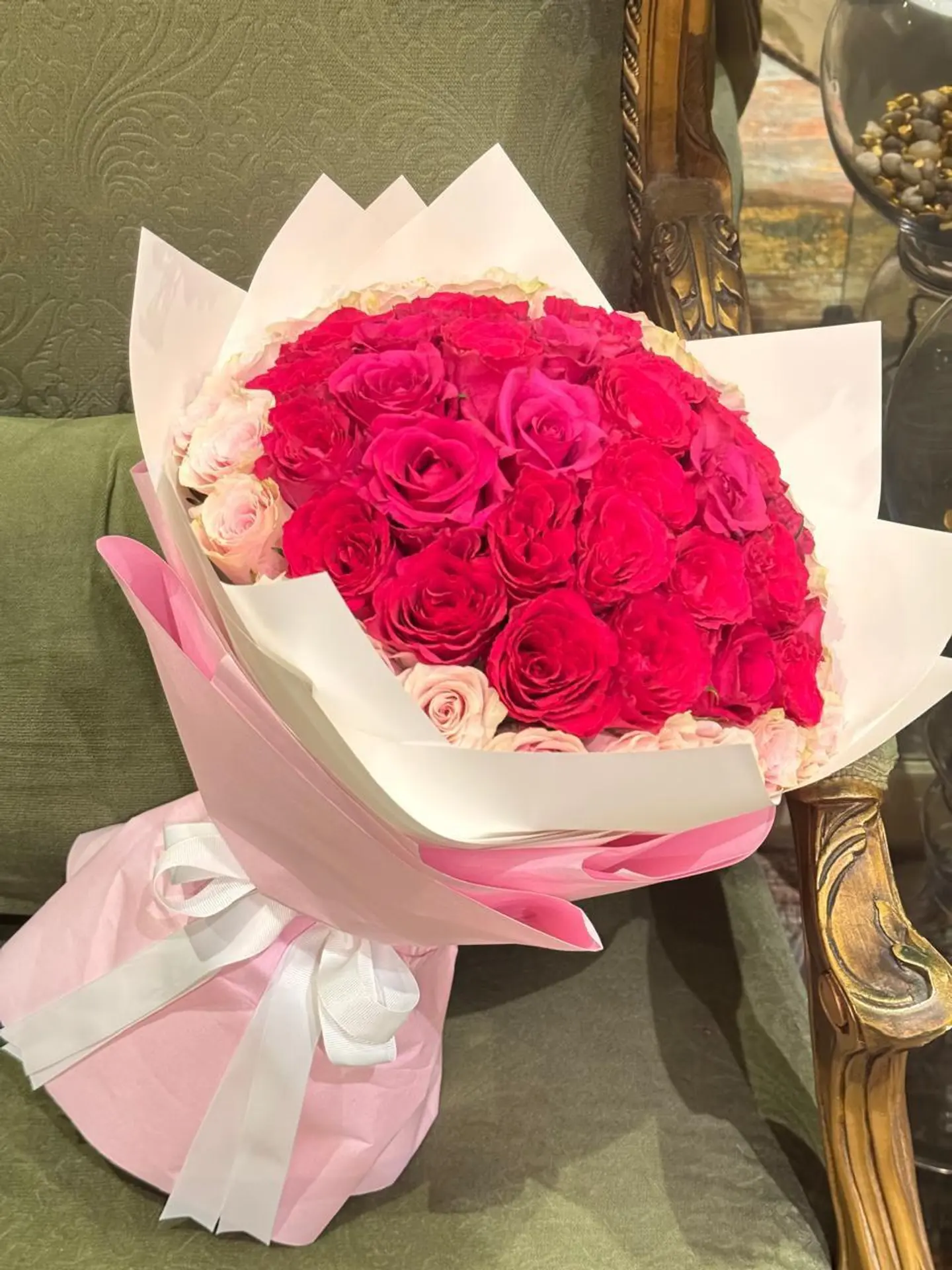 60 Lite Pink Roses , Deep Pink Roses