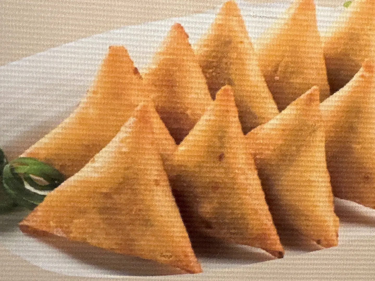 سمبوسه جبن شيدر