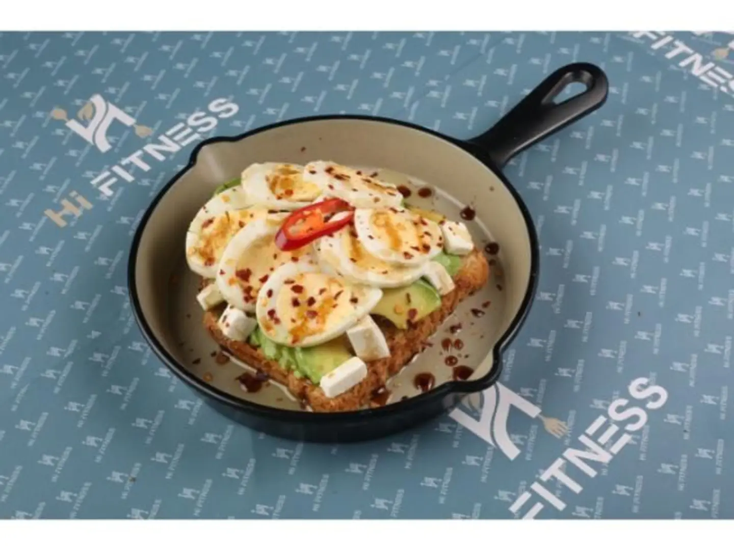 أفوكادو مع بيض