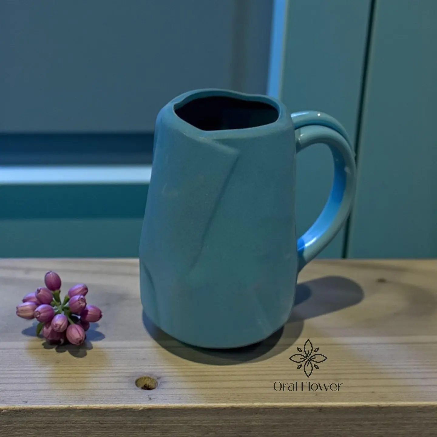 فازة سراميك ازرق مات