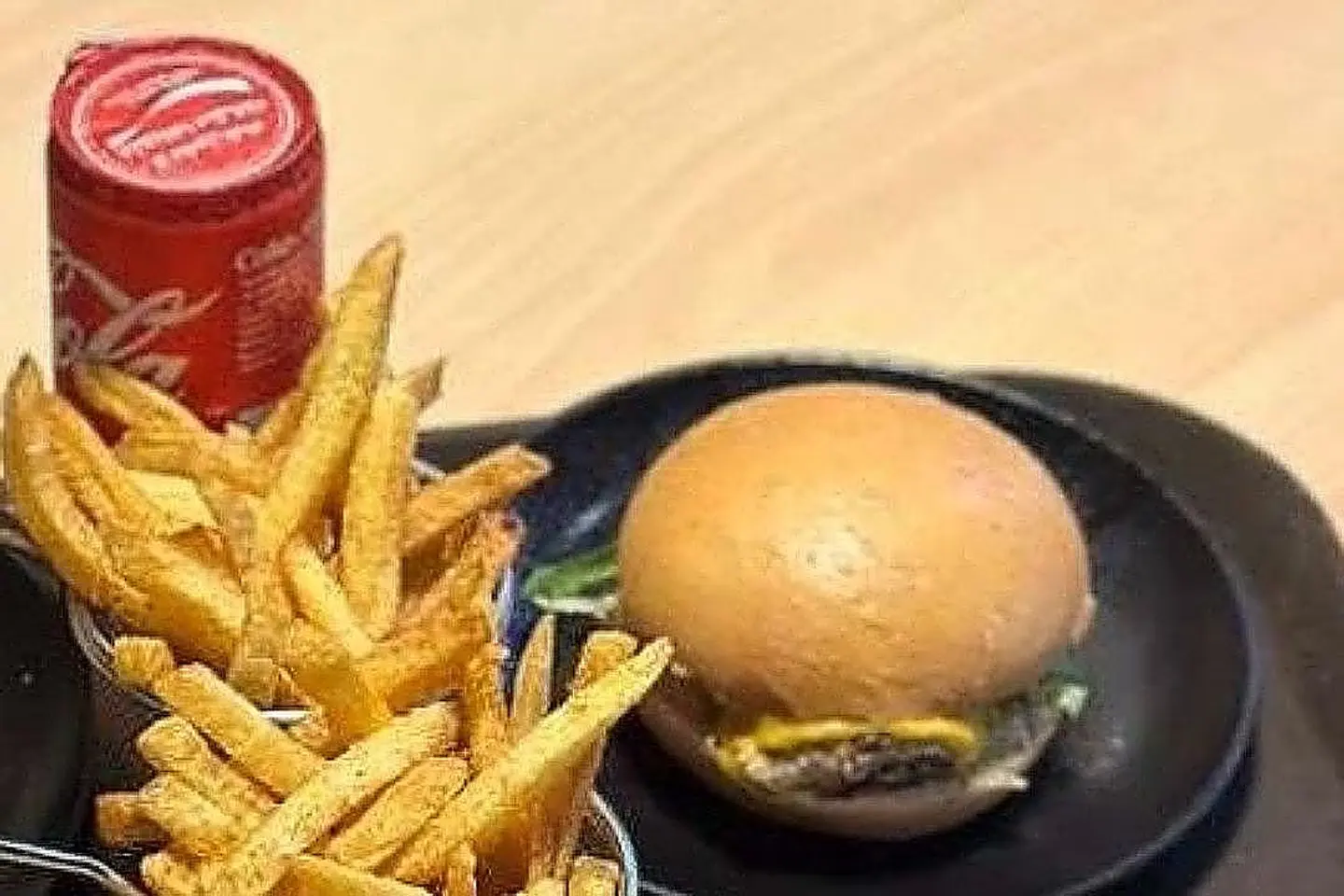 Mail Burger Up Chicken