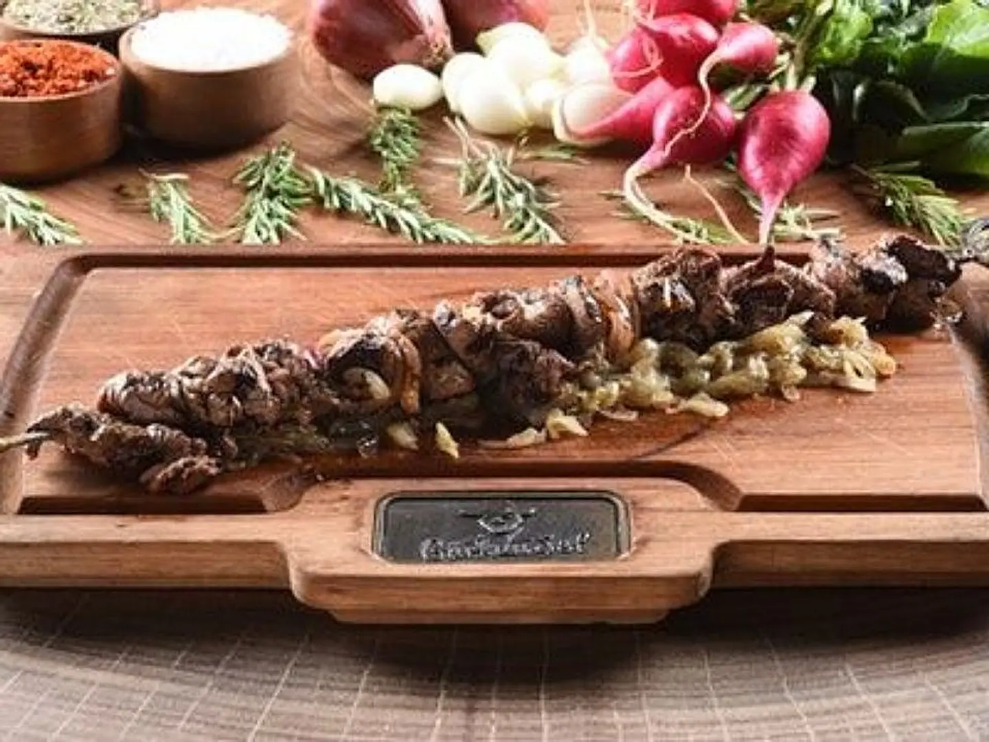 دانا شاشليك