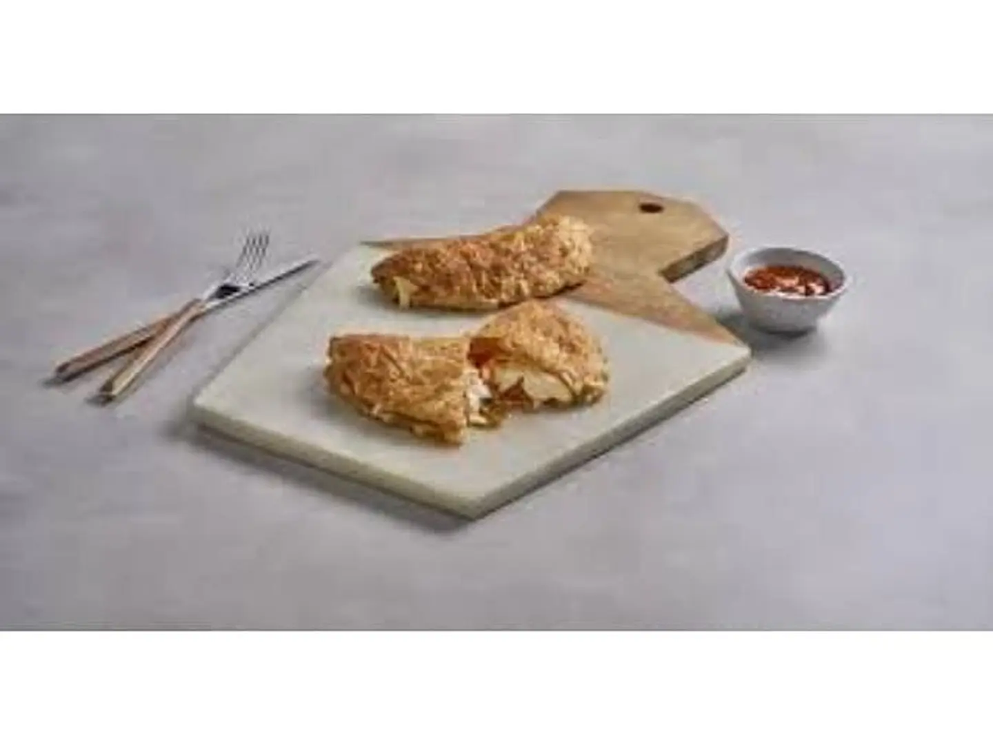 كالزوني تشيكن ميكس جبن