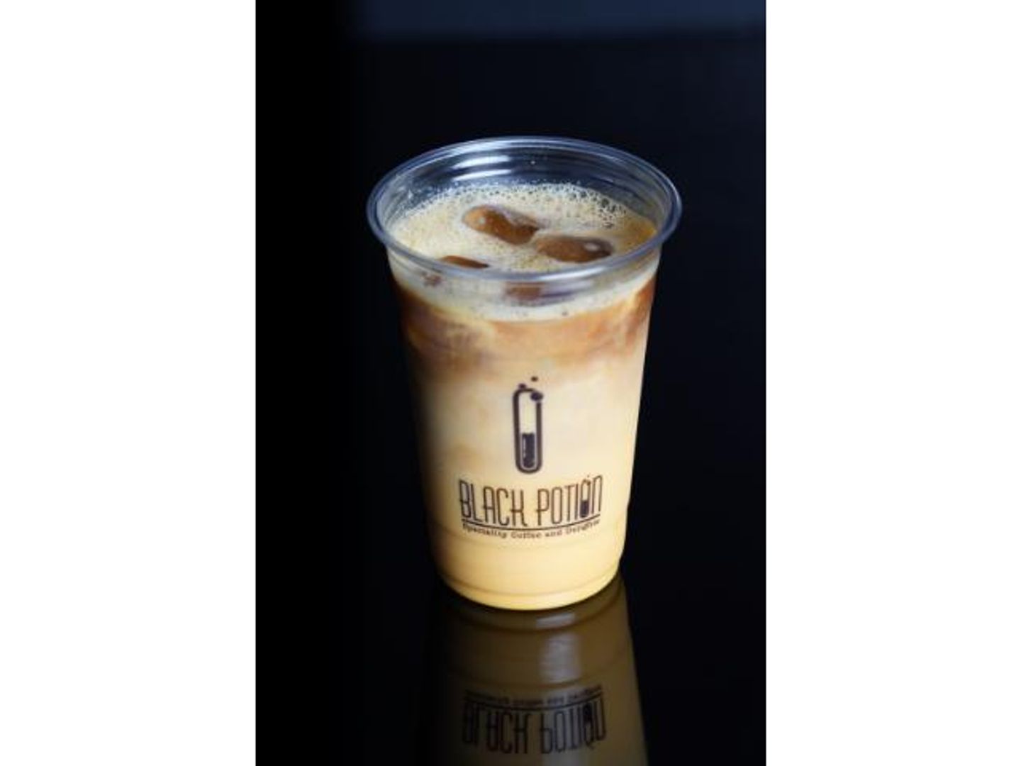 Ice Shaken White Mocha