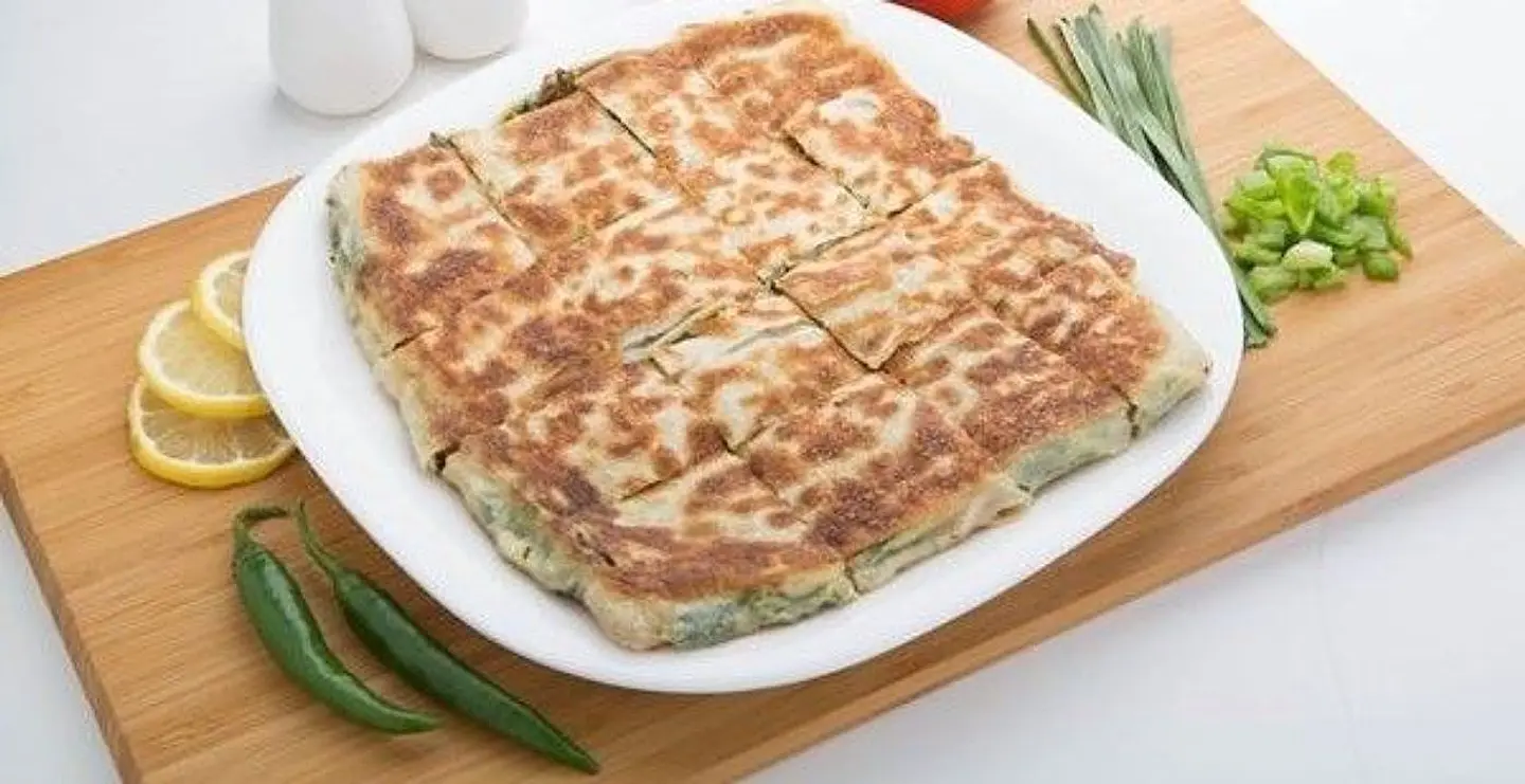 Vegetable & Cream Cheese Mutabbaq