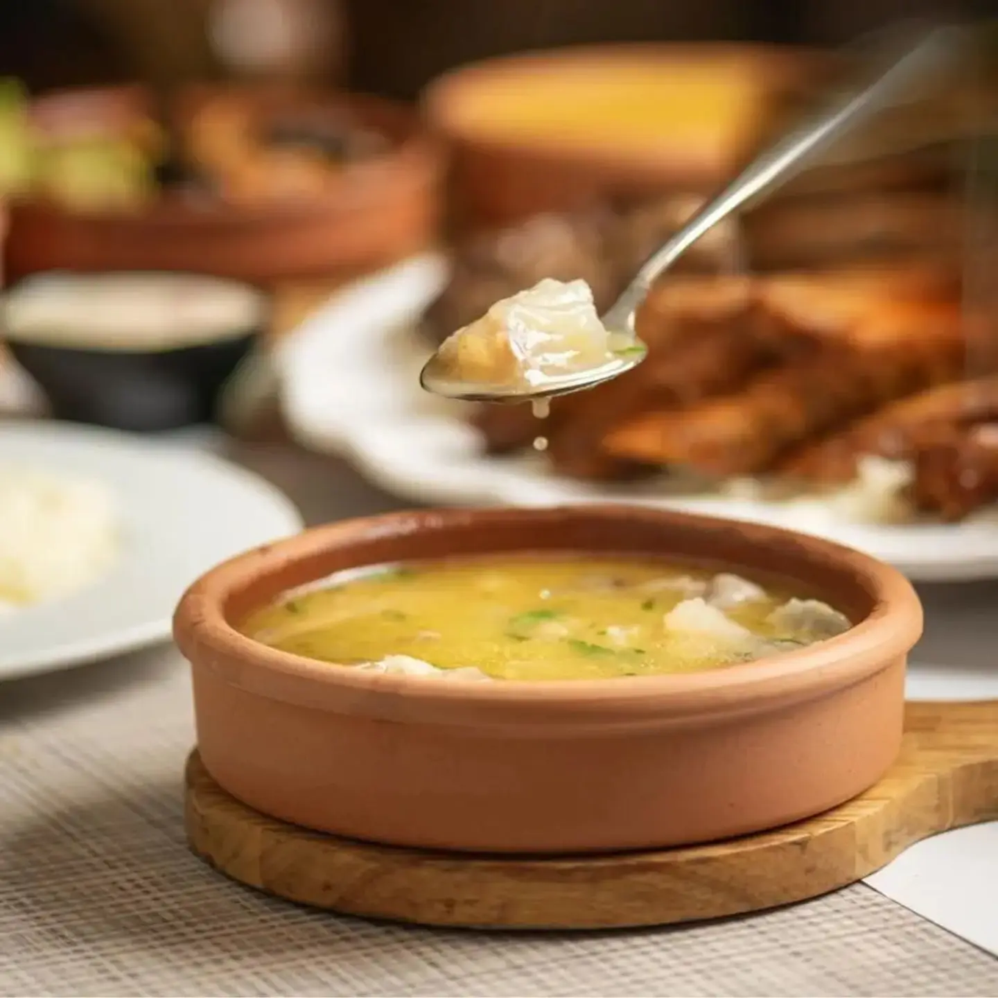 إيدام كوارع و مرق