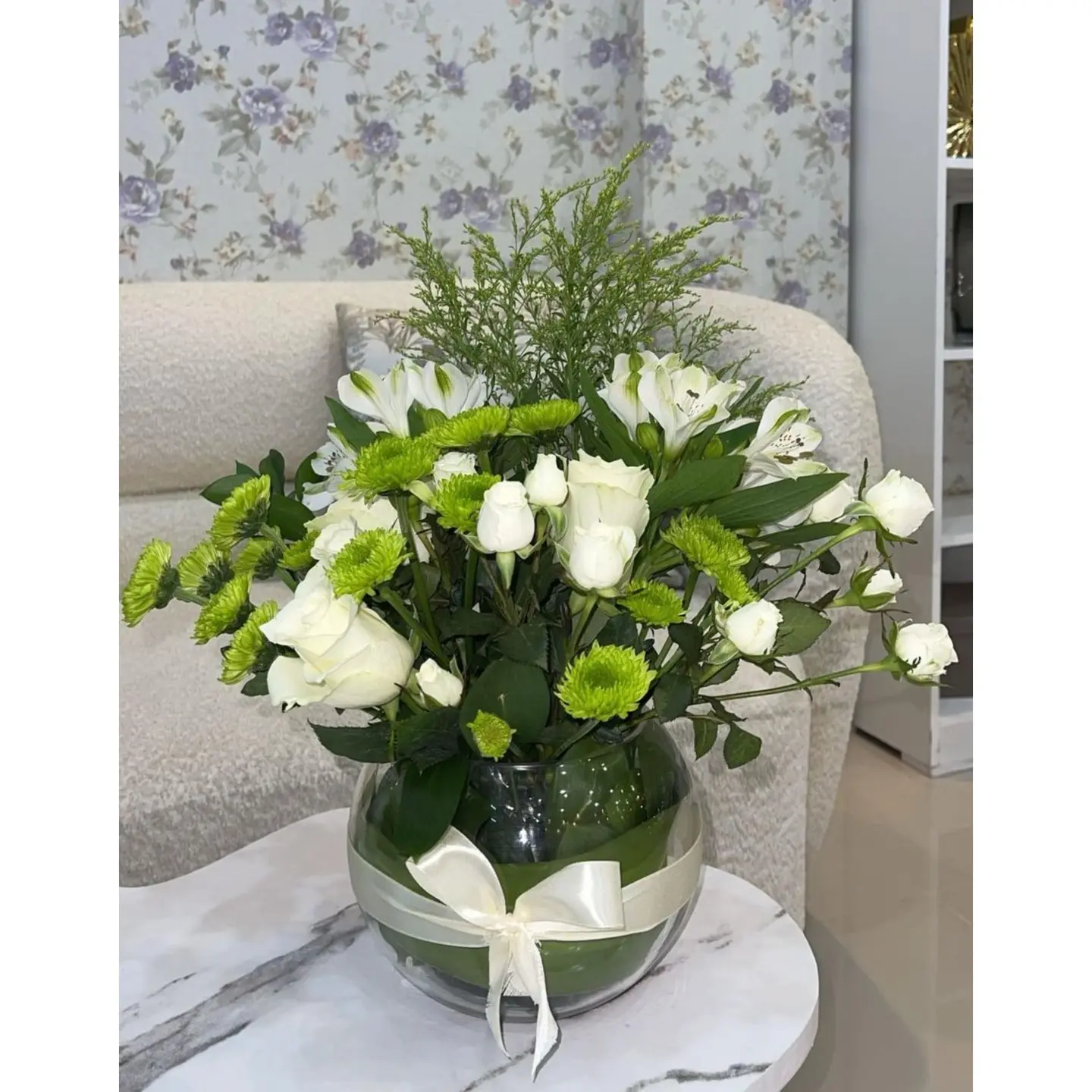 فازة ورد طبيعي