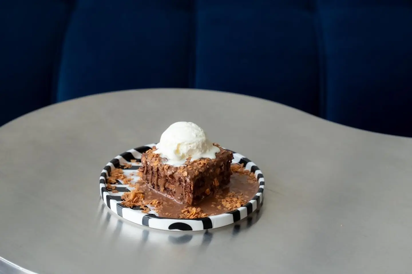 Ice Golden Cake