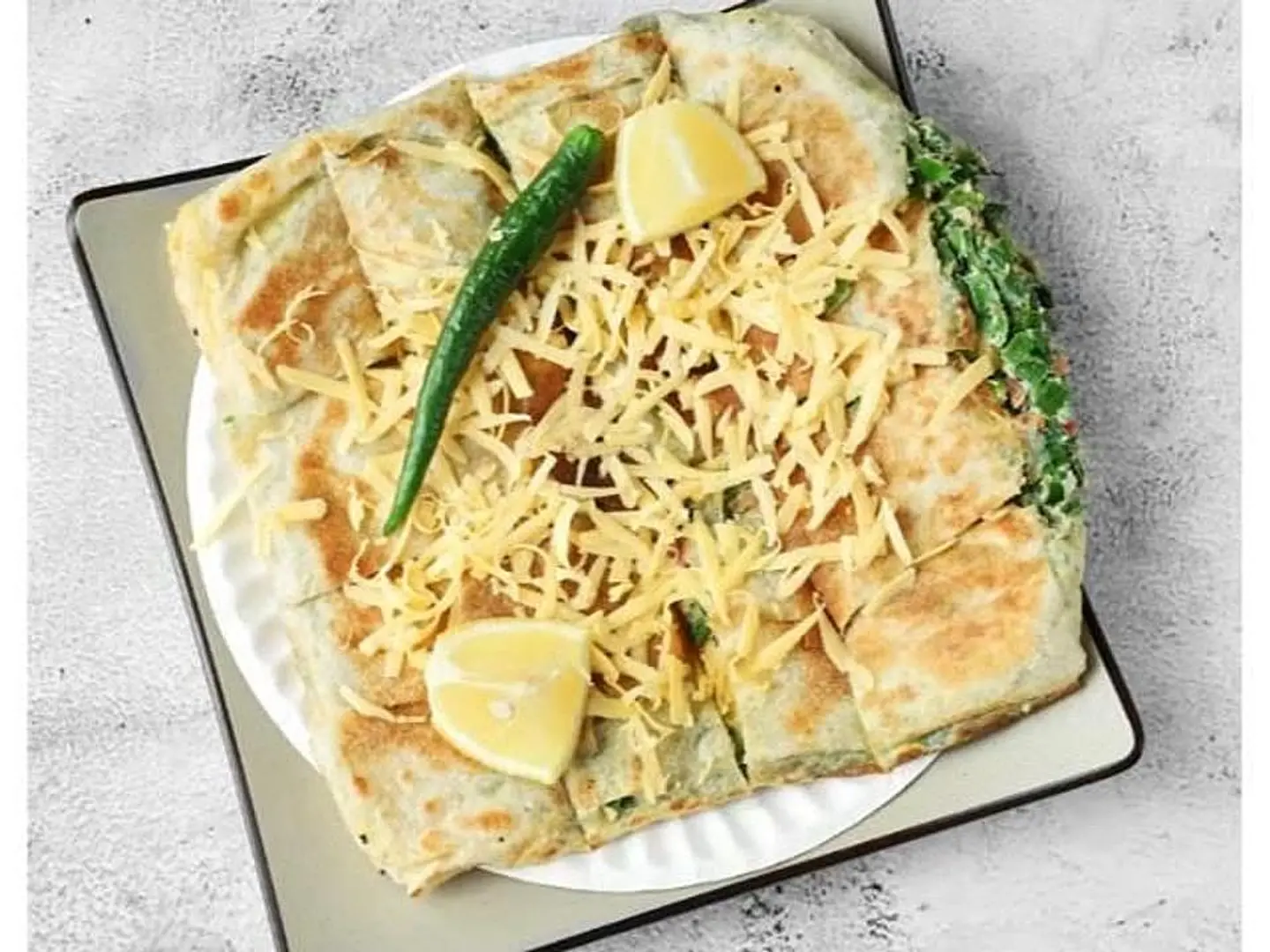 Mutabbak With Cheddar Cheese