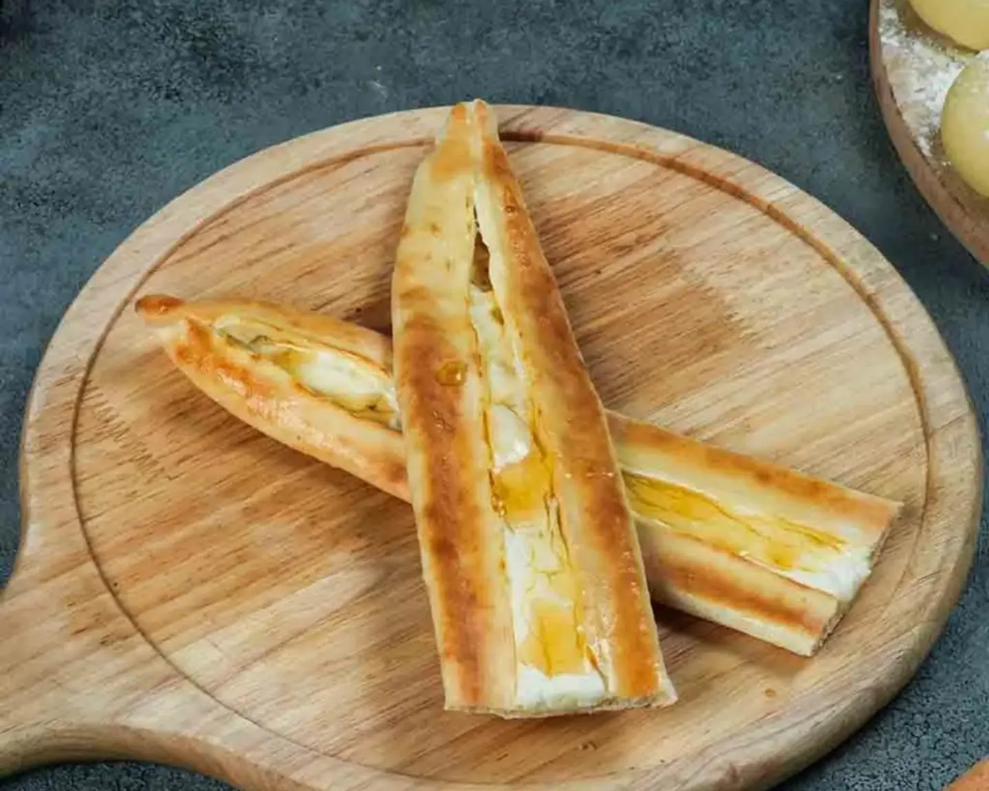 Al Tayyar Pie