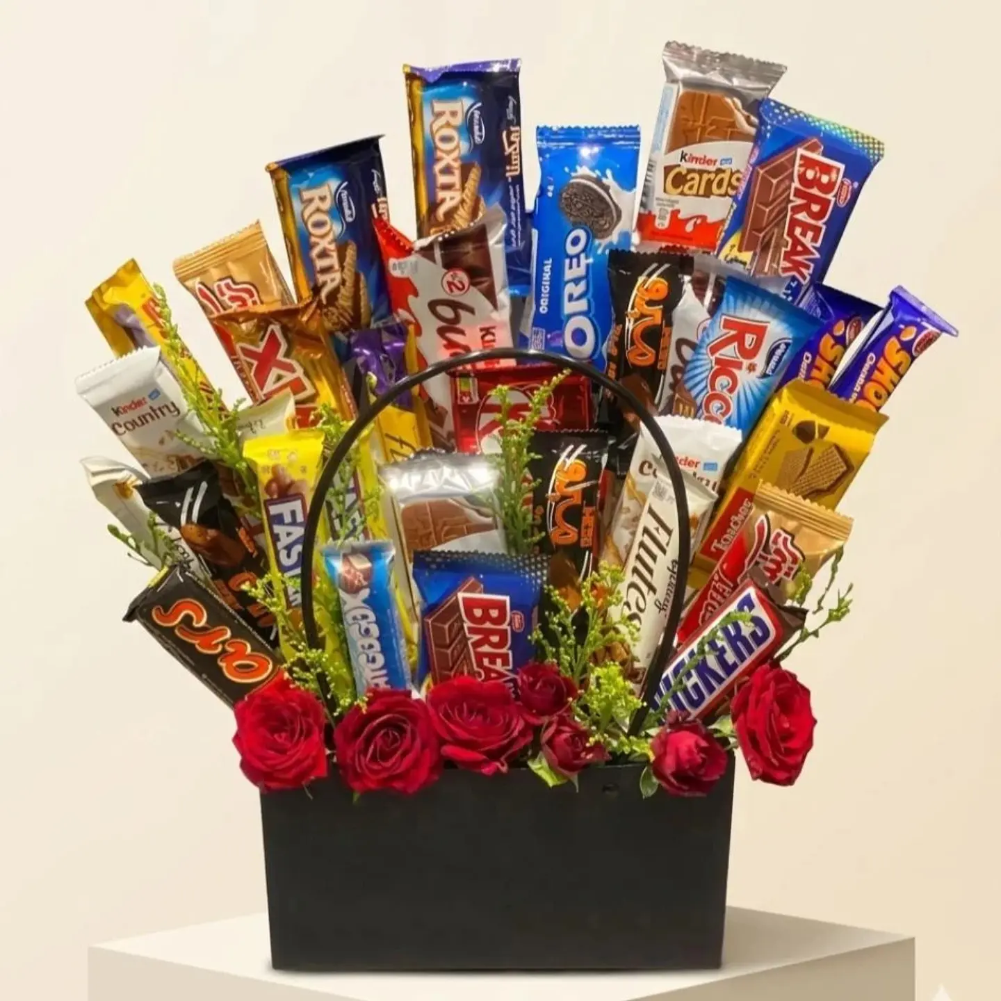 Rose Box And Cheerful Items 4