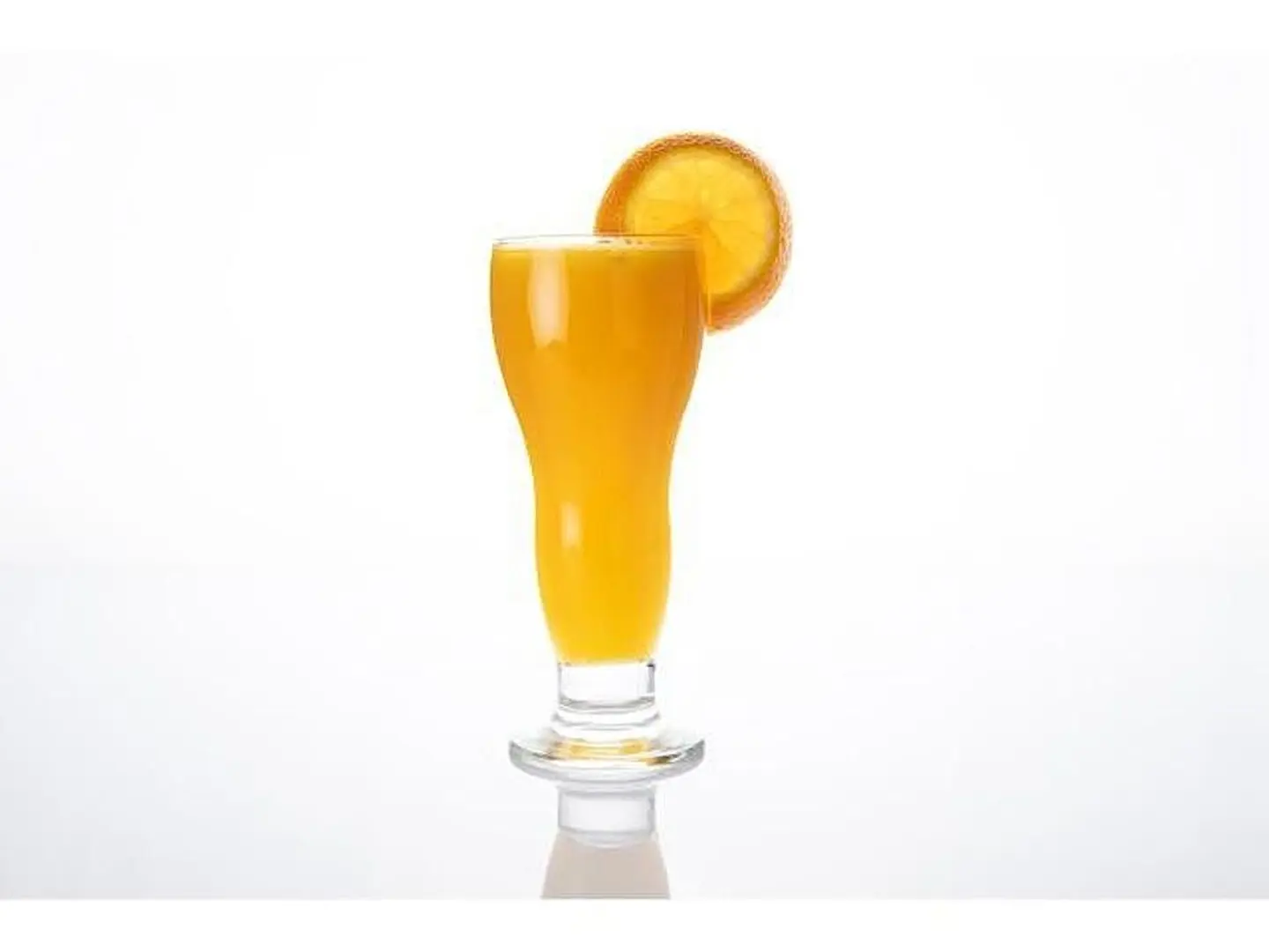 عصير البرتقال الطبيعي