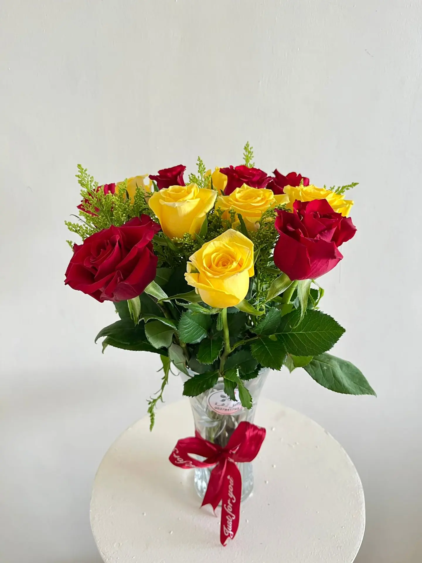 فازه الجوري الأحمر والأصفر