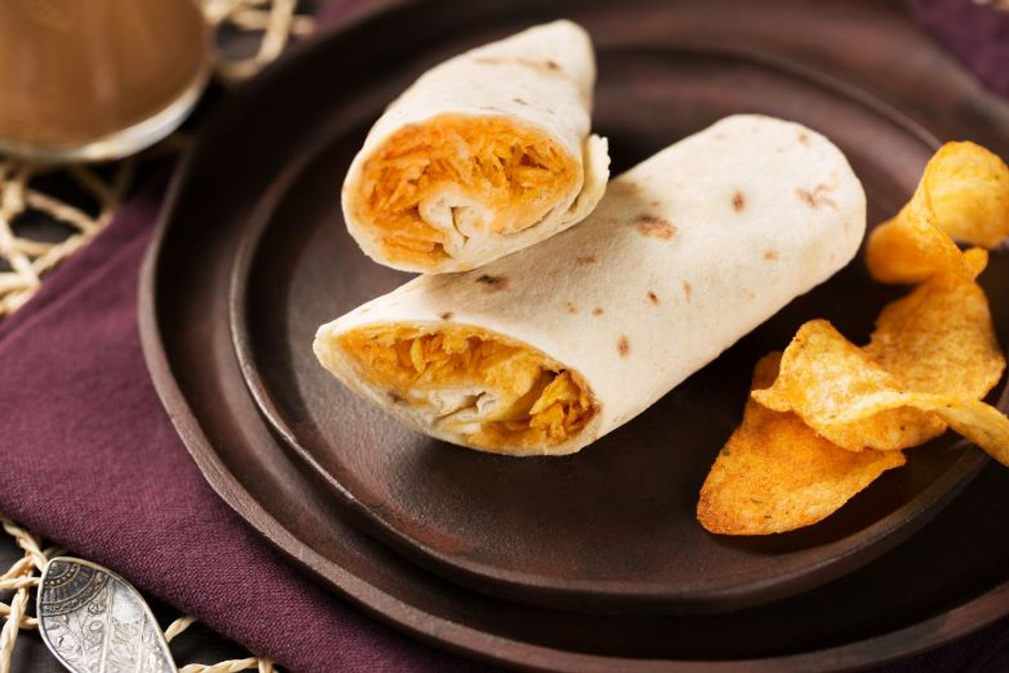 Oman Chips Chapati