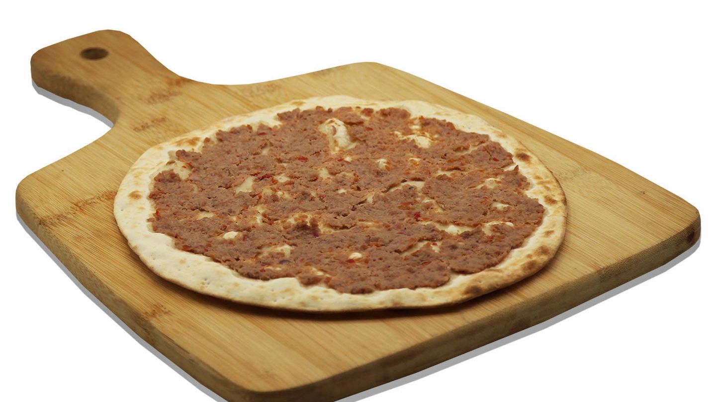 لحم بالعجين