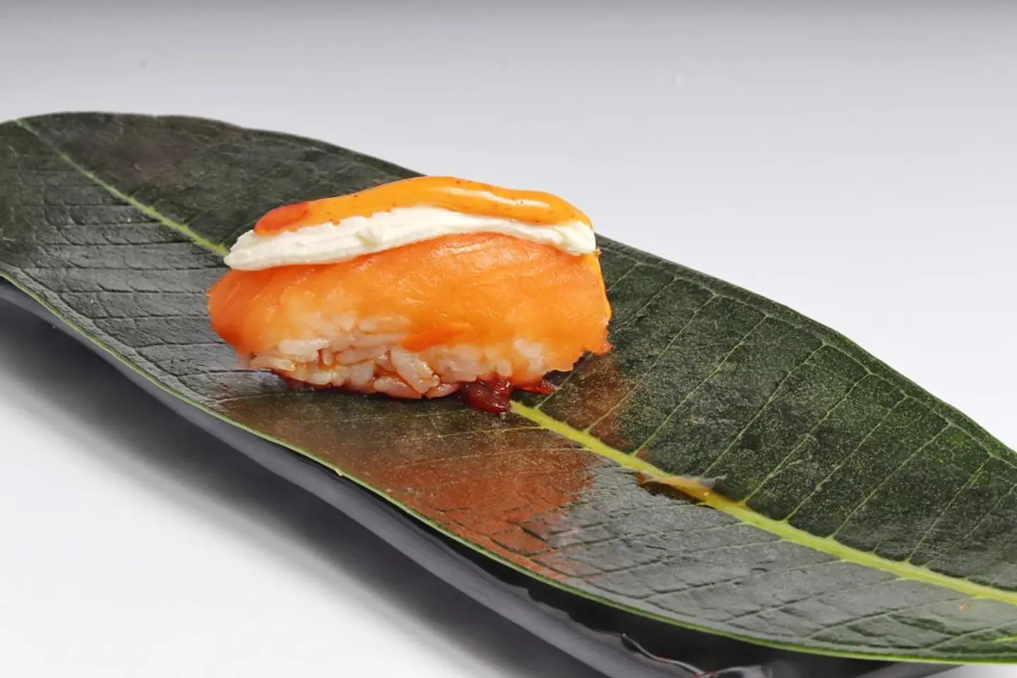 Salmon Nigiri Cheese