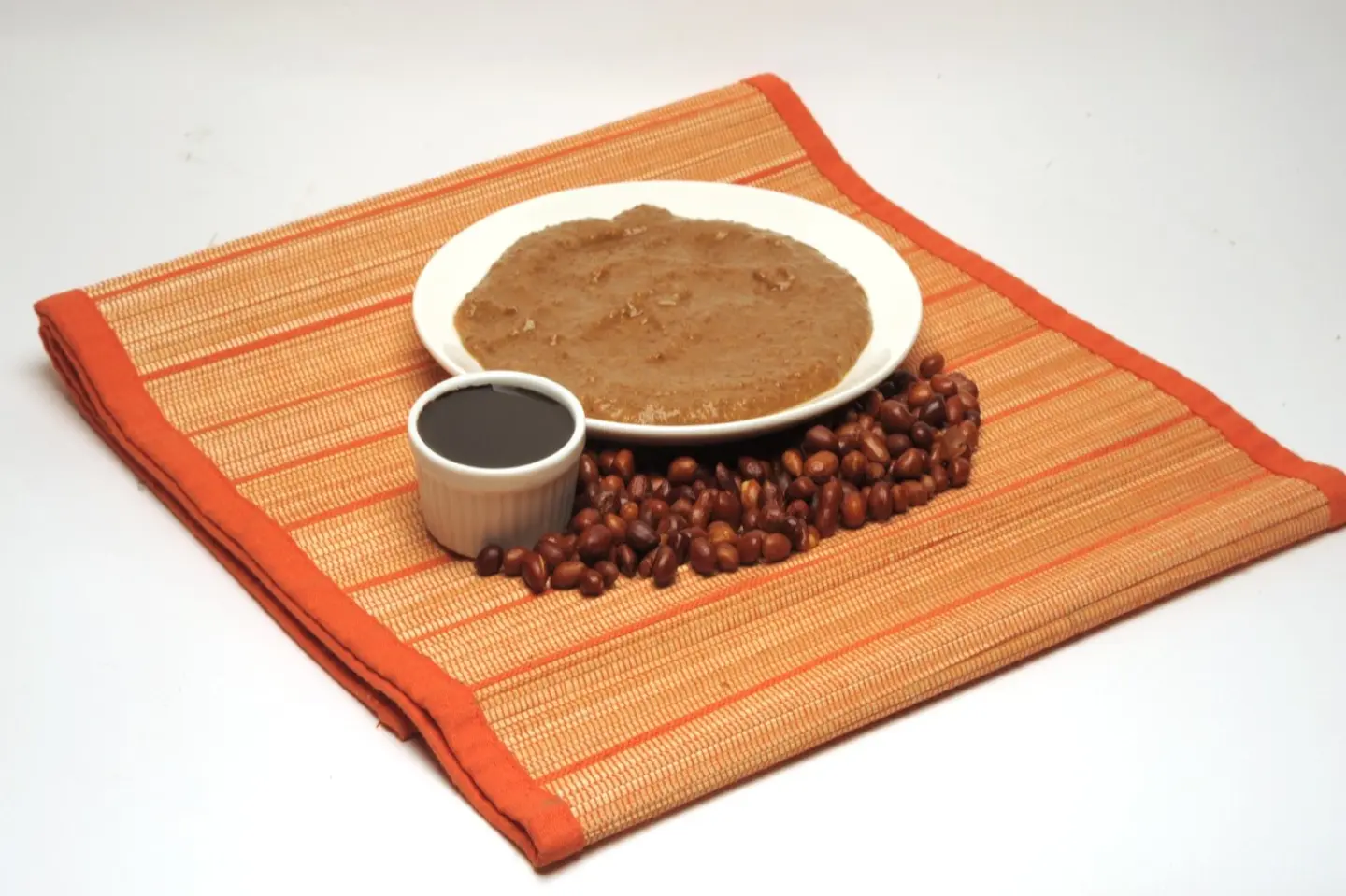 سلطة اللوز