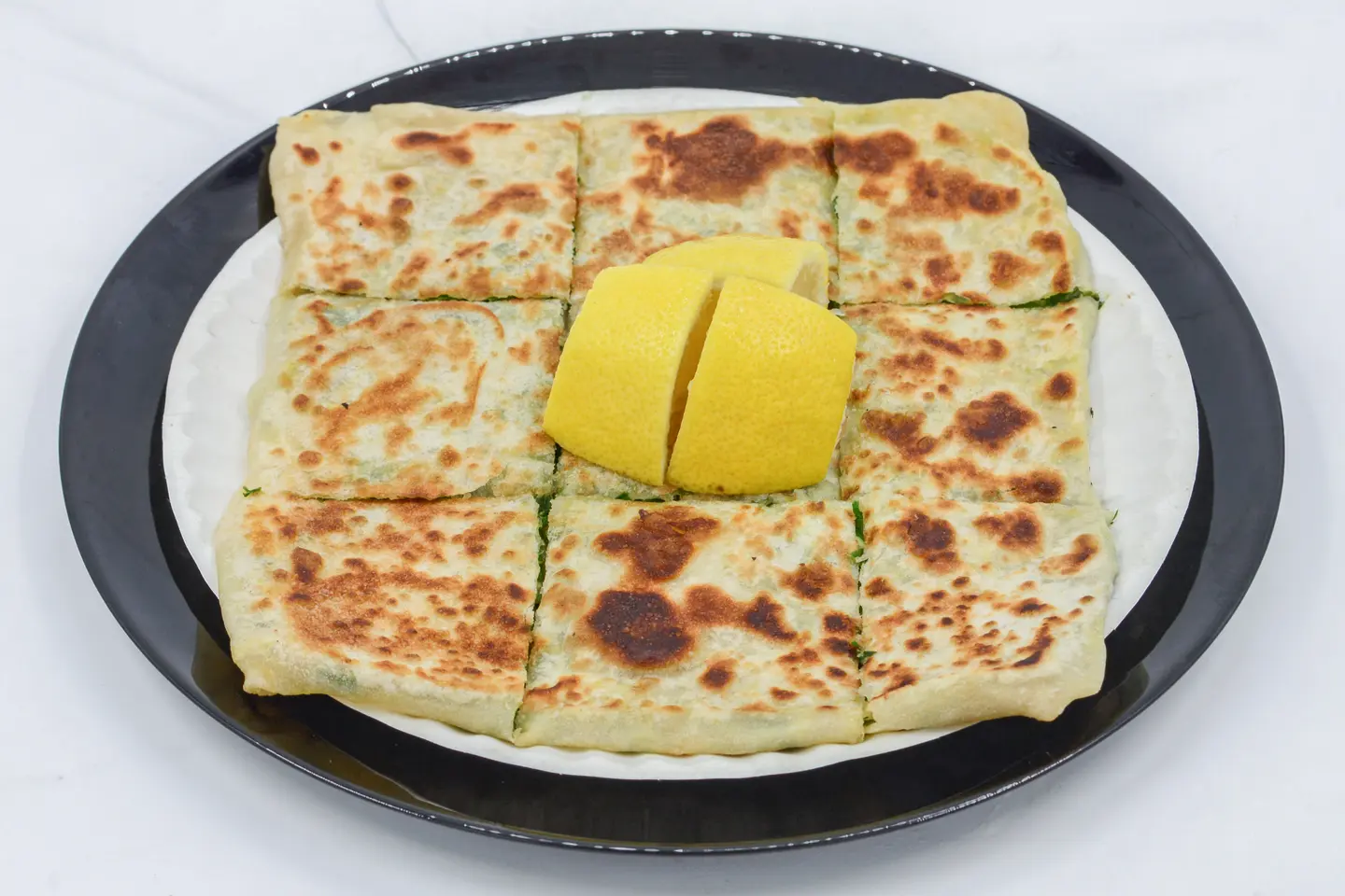 مطبق تونا