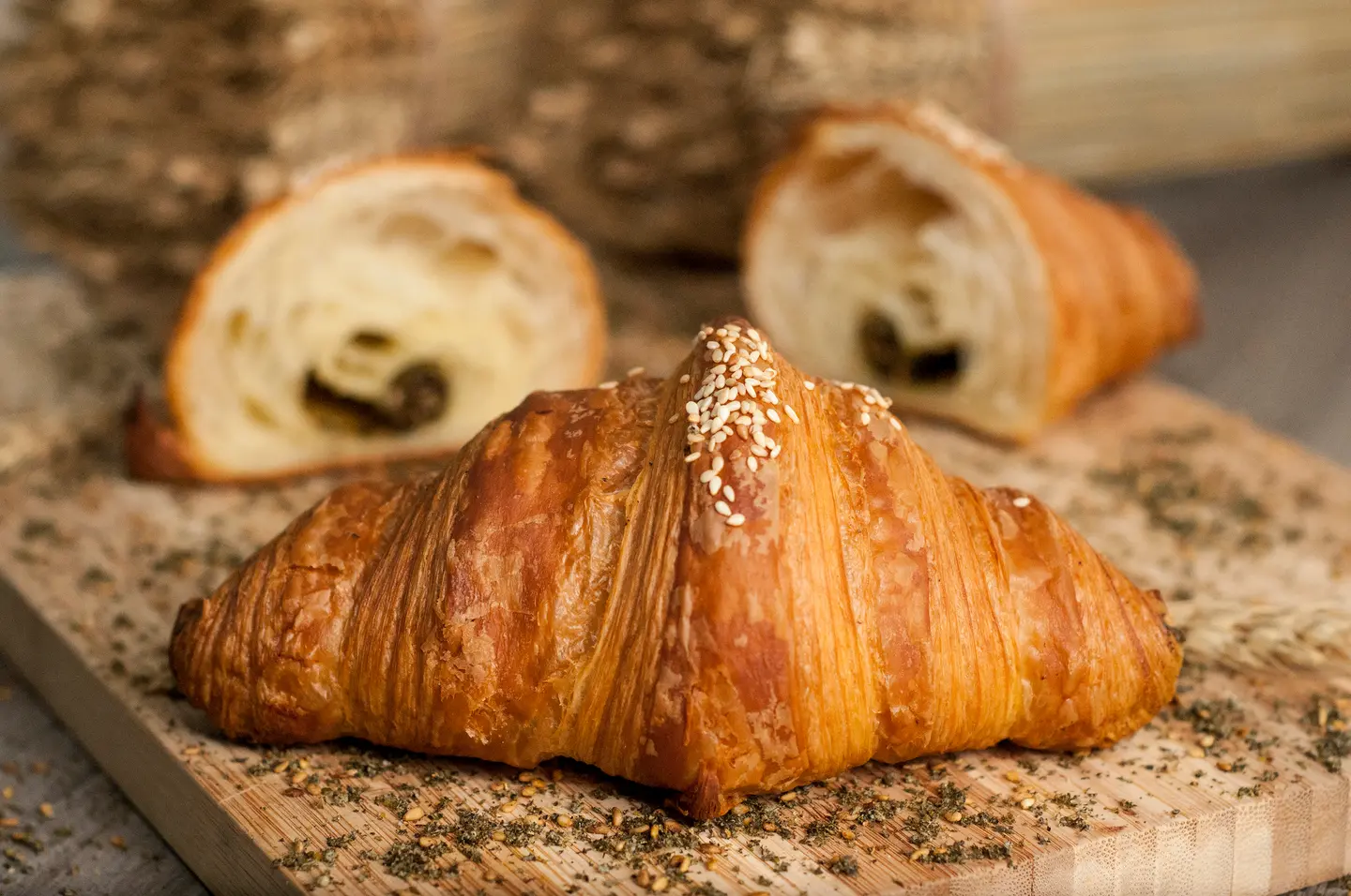 سلة كروسان زعتر