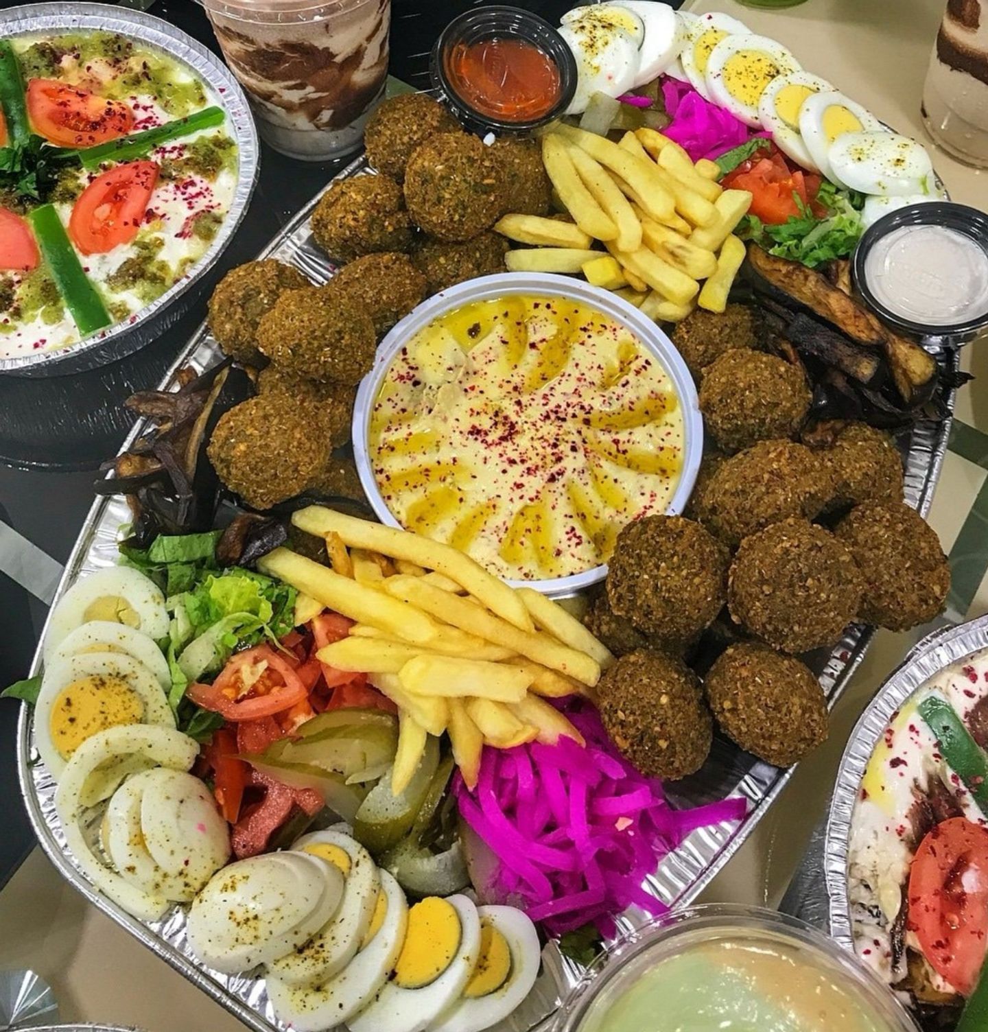 صحن فلافل كبير - صحن فلافل وسط