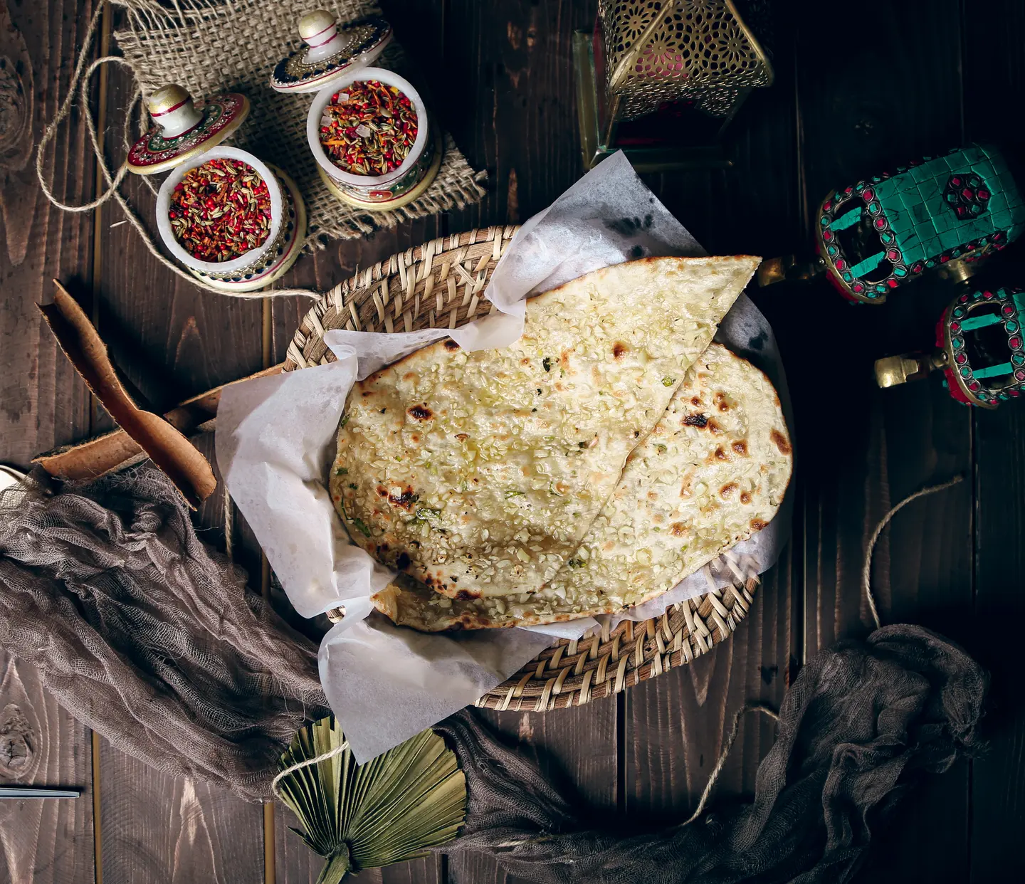 خبز نان بالثوم