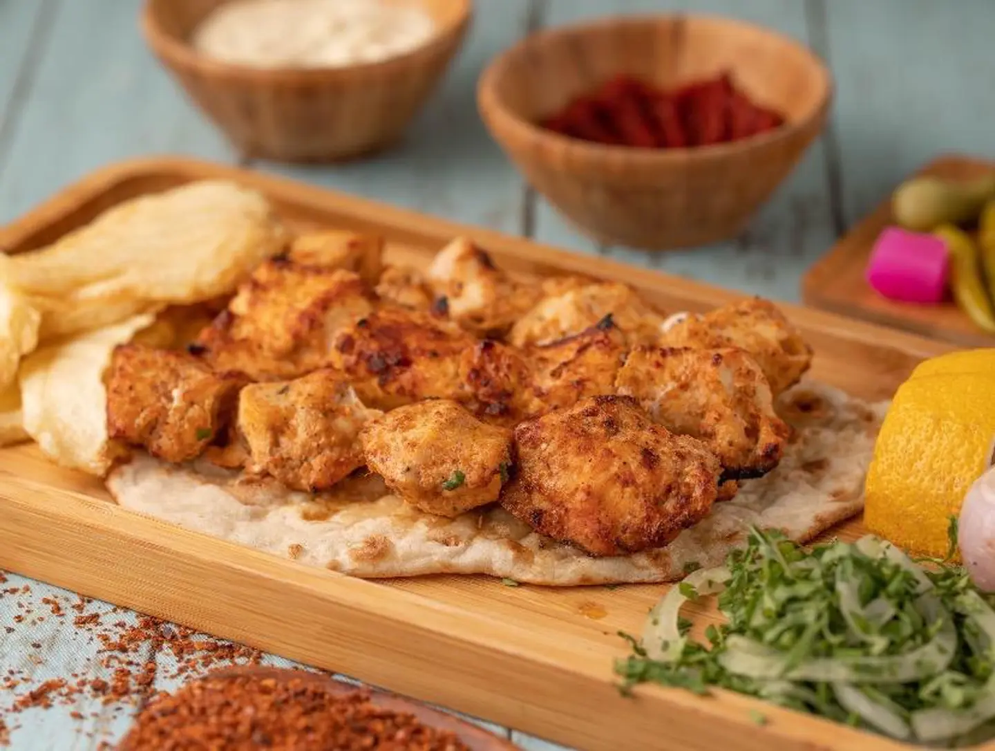 شيش طاووق (نفر)